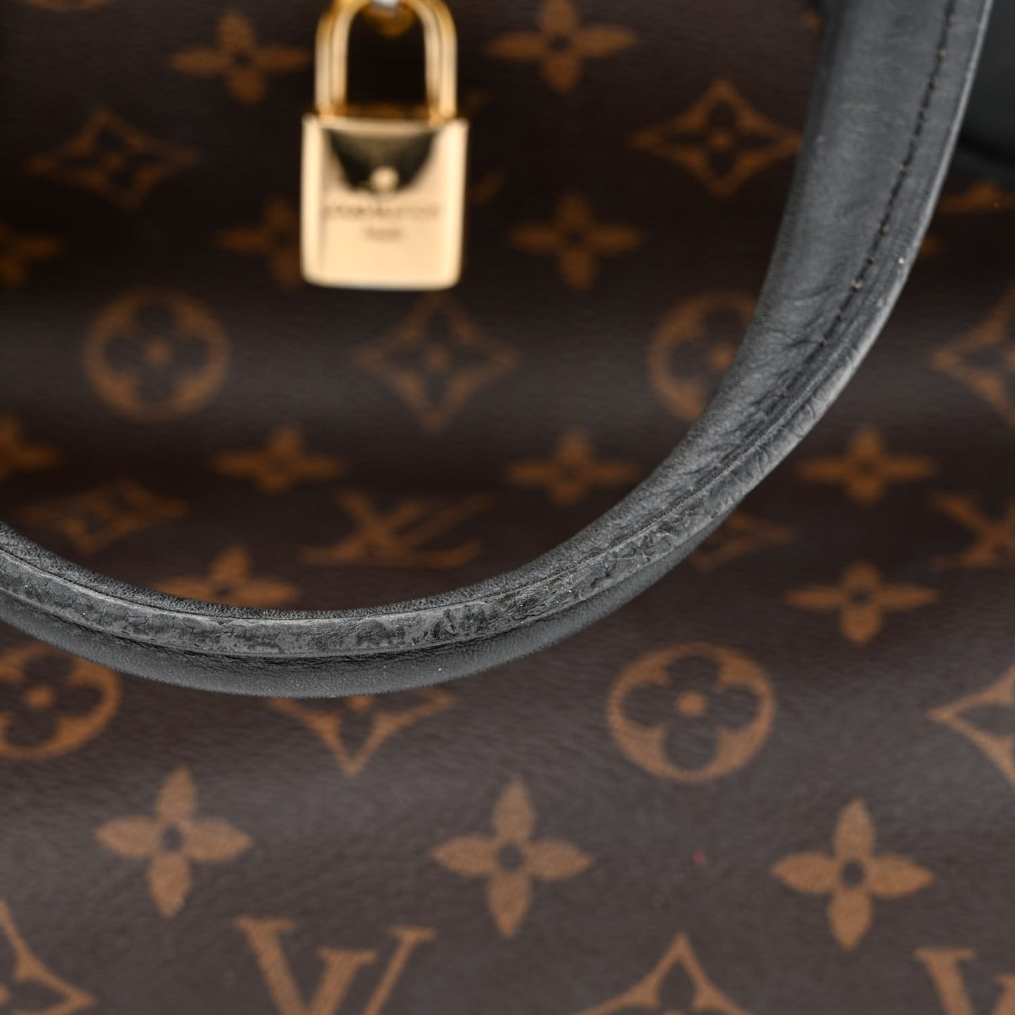 Monogram Flower Zipped Tote MM Black