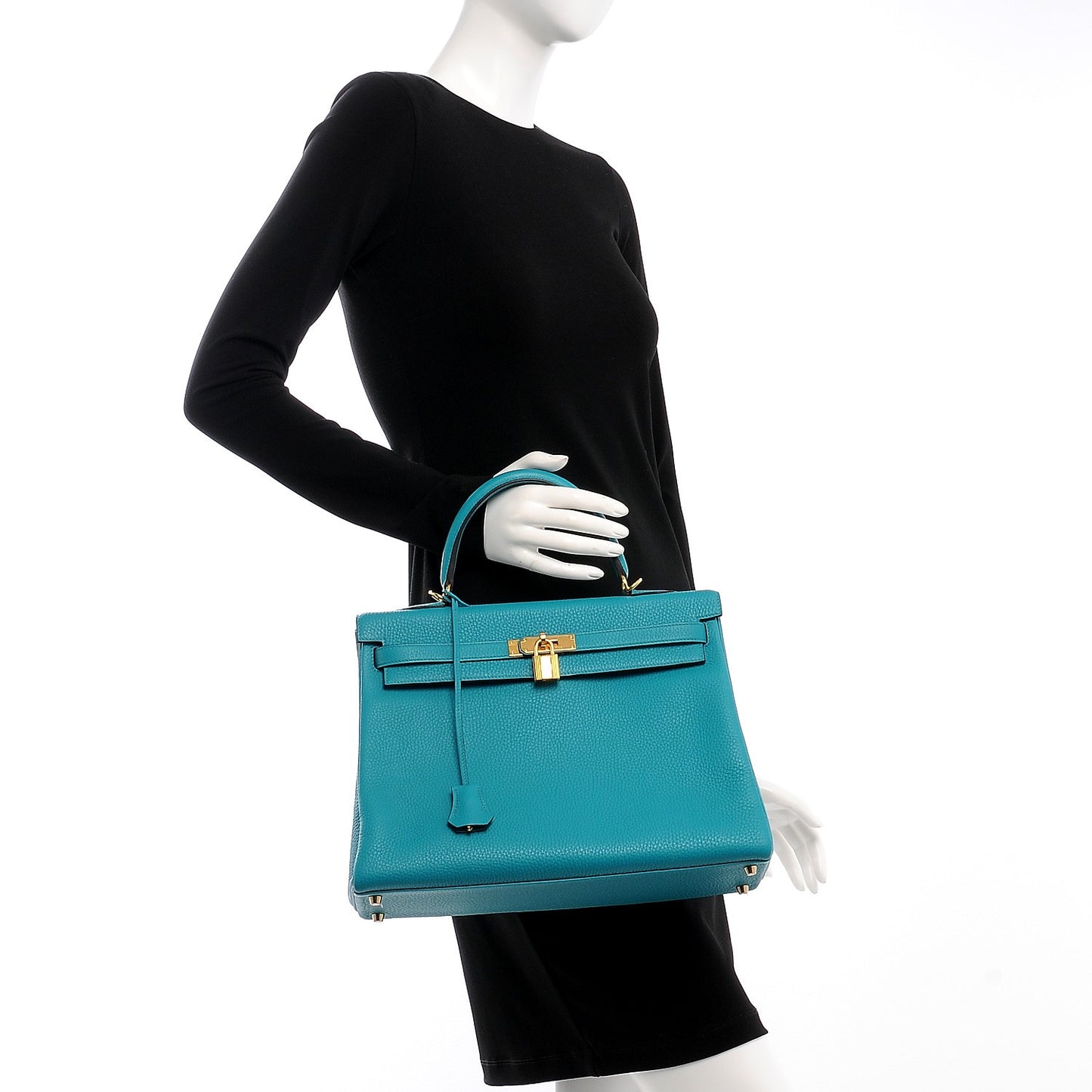 Taurillon Clemence Kelly Retourne 35 Bleu Paon