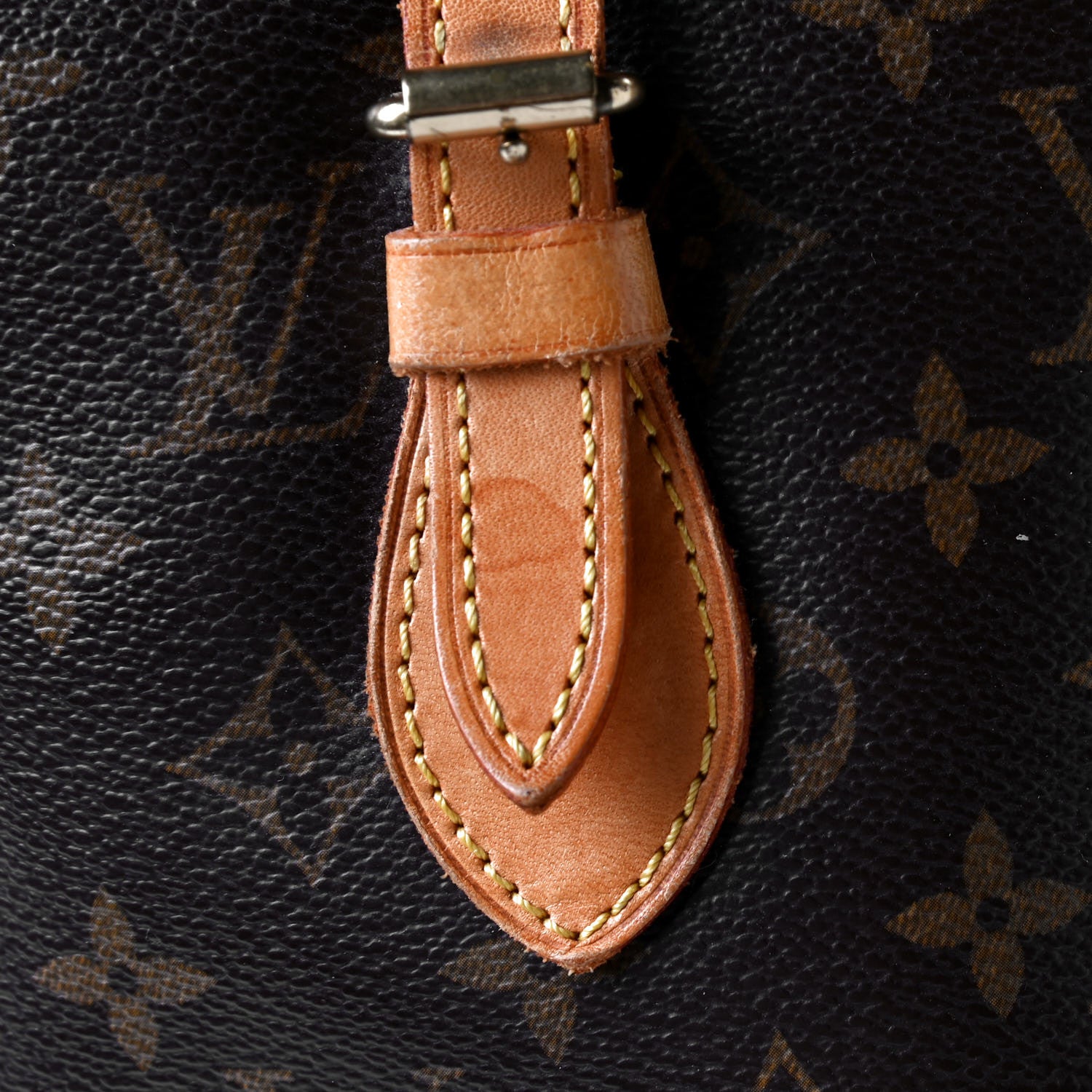 Louis Vuitton Monogram Petit Bucket 23 6 of 10