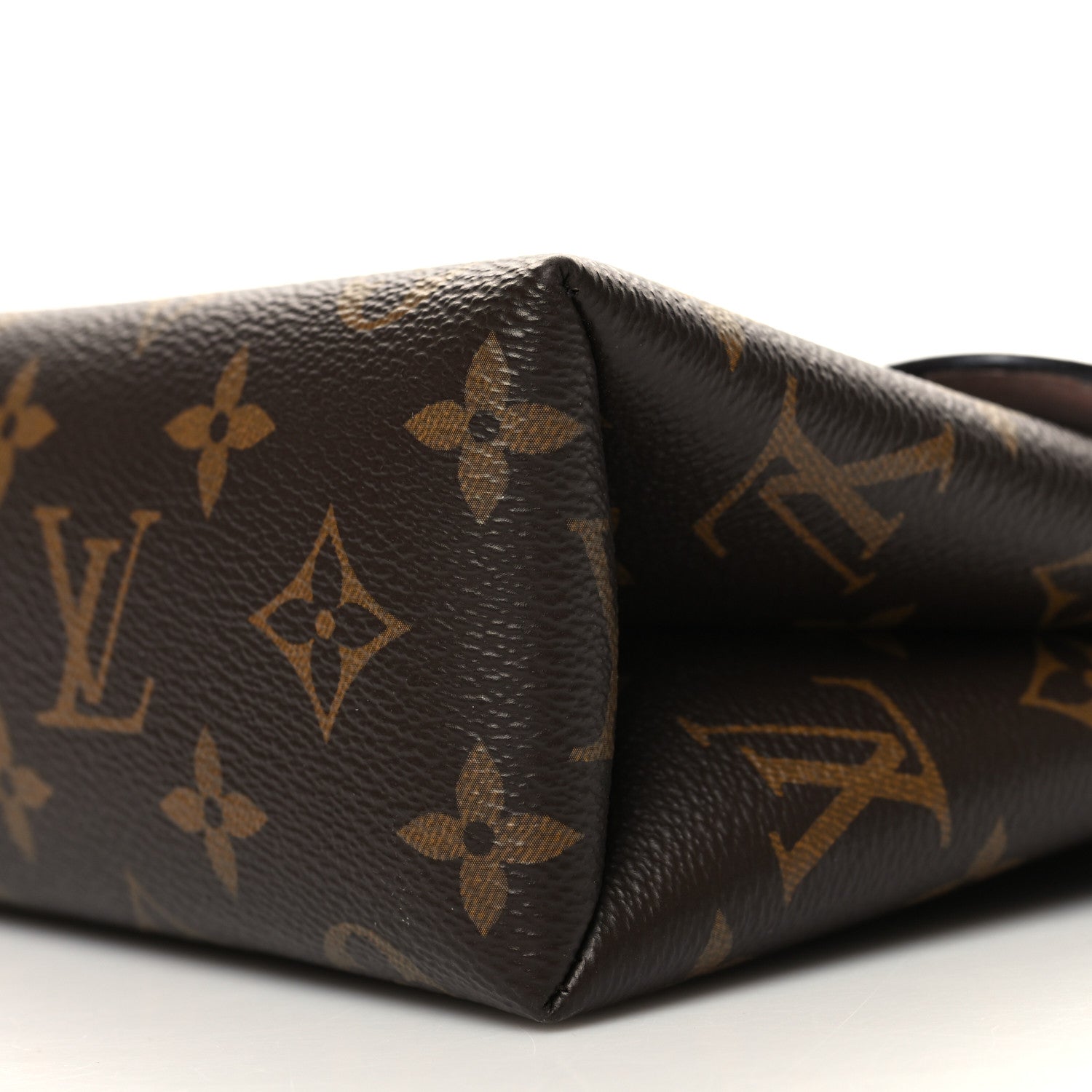 Louis Vuitton Monogram Locky BB Rose Poudre 9 of 12