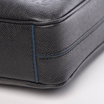 Louis Vuitton Taiga Porte Documents Voyage PM Ardoise 9 of 9