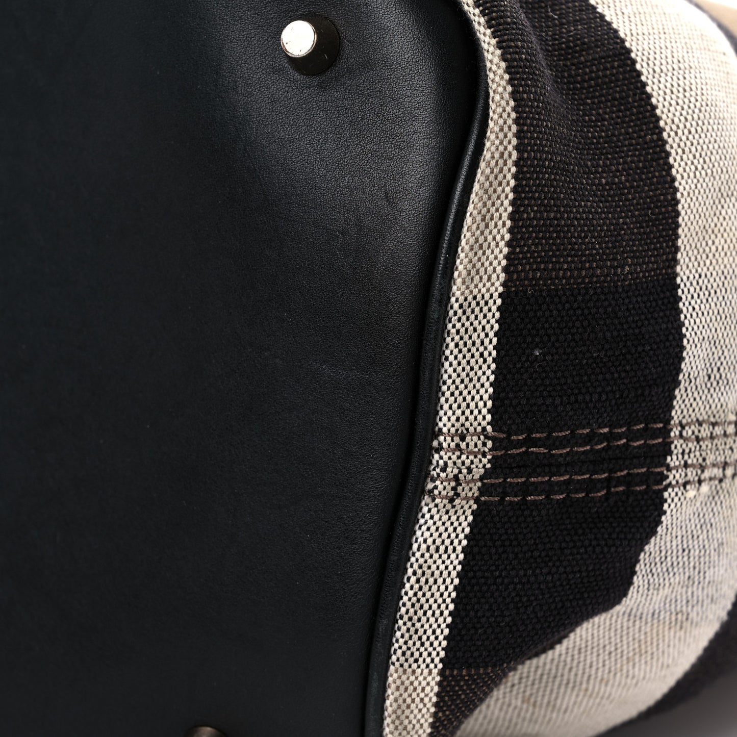 Canvas Mega Check Medium Ashby Hobo Black