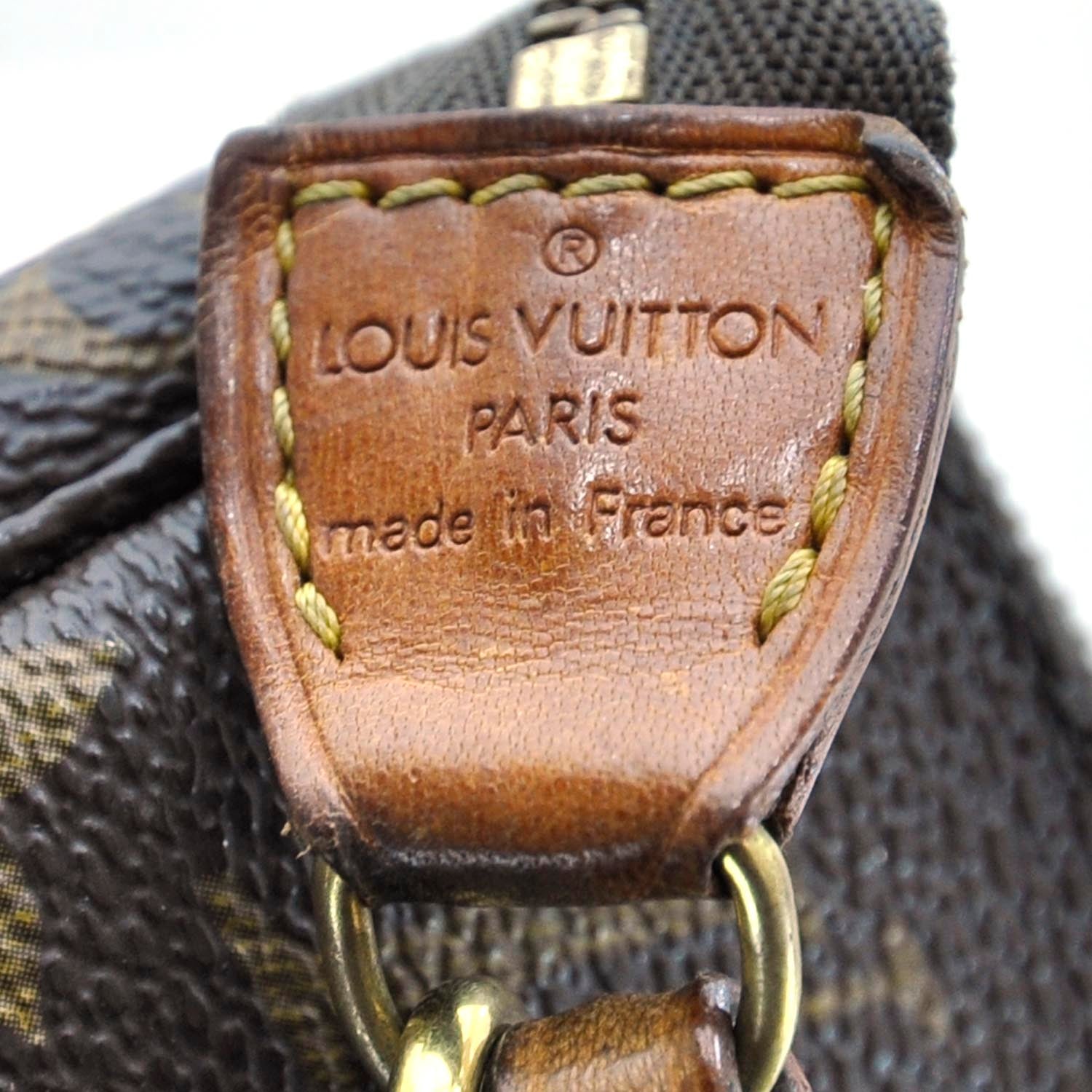 Louis Vuitton Monogram Pochette 6 of 9