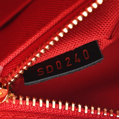 Louis Vuitton Reverse Monogram Giant Onthego MM 7 of 10