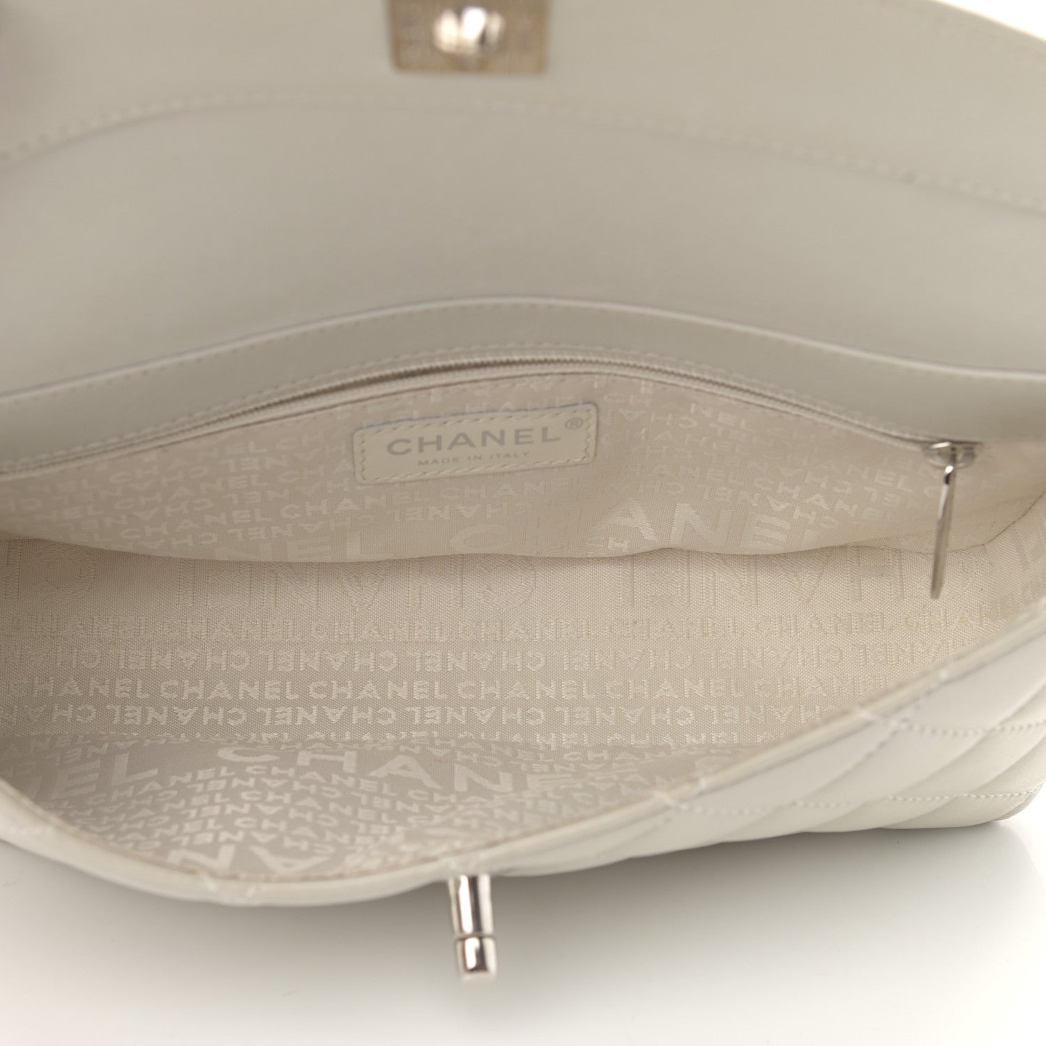 Chanel Lambskin Quilted Small Single Flap Bag Violet Clair 4 of 16
