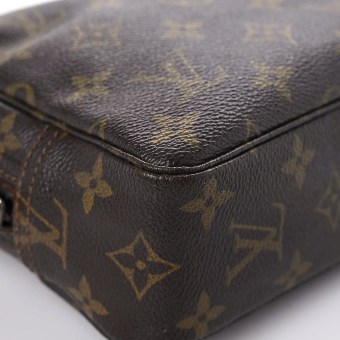 Monogram Trousse Toilette 23