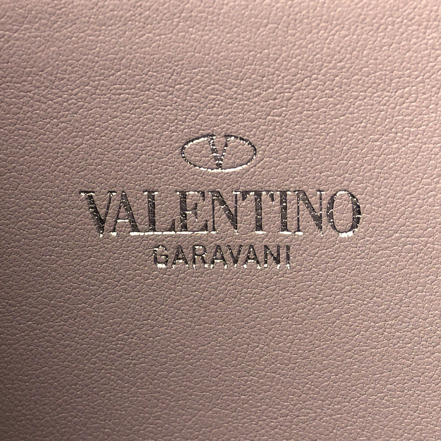 Valentino Garavani Metallic Pebbled Calfskin Rockstud Phone Case With Chain Silver 6 of 11