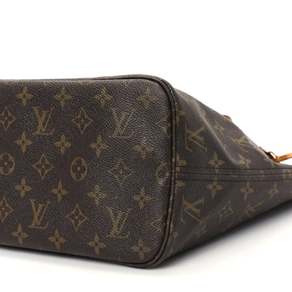Louis Vuitton Monogram Neverfull MM 10 of 13