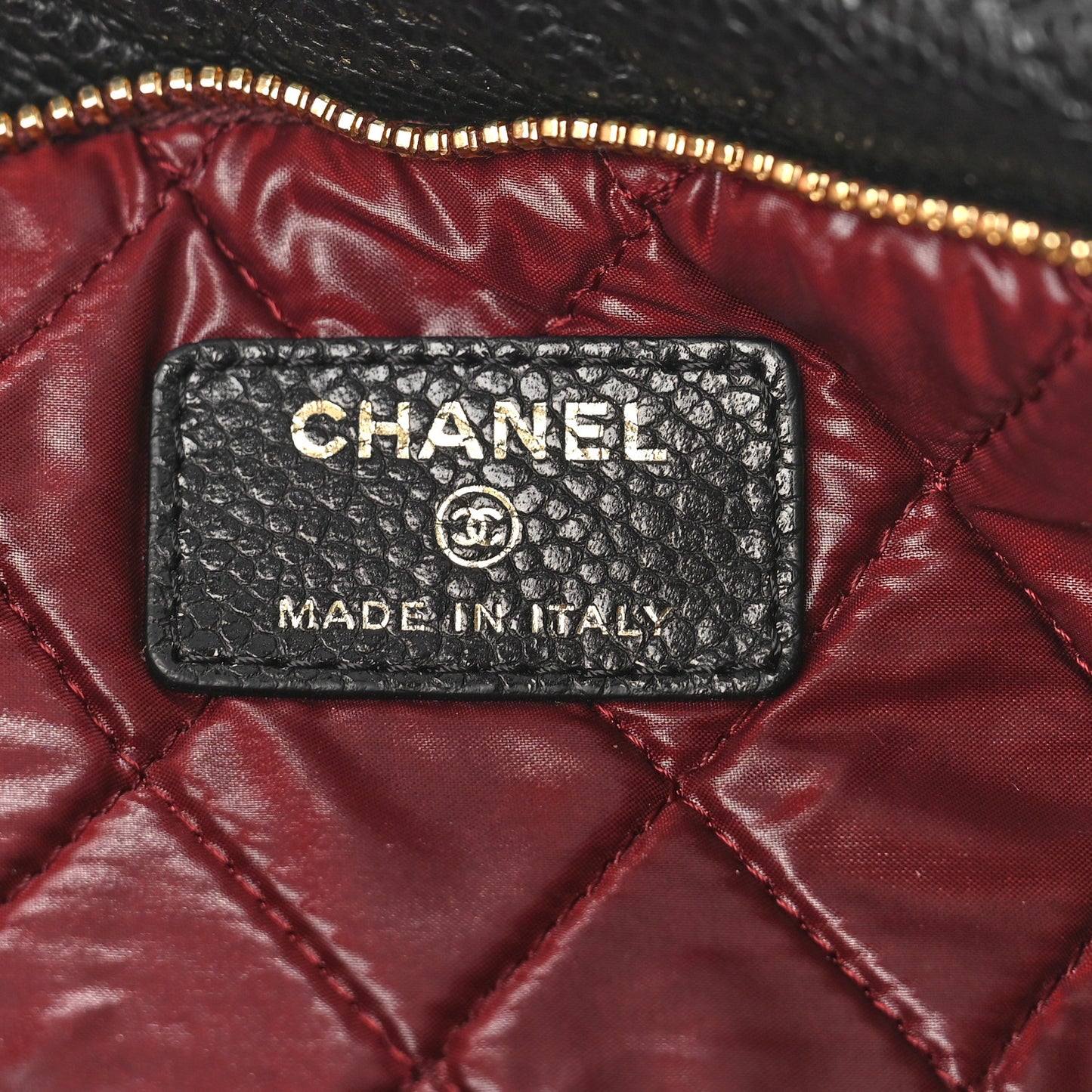 Caviar Quilted CC Beauty Clutch Black