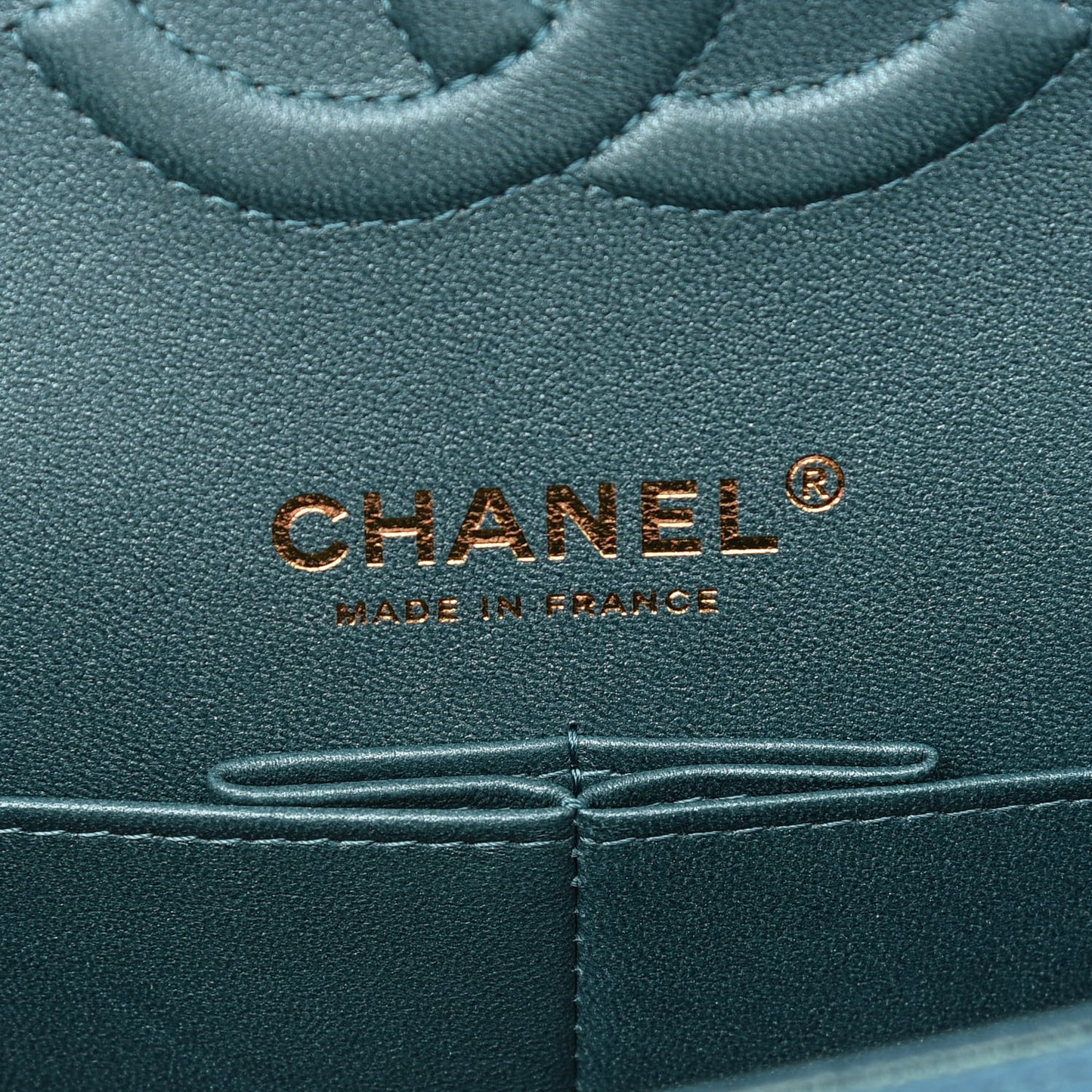 Iridescent Caviar Quilted Medium Double Flap Green