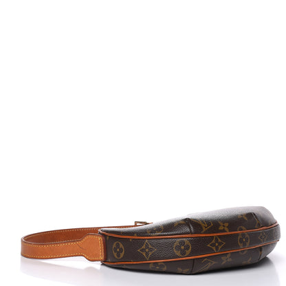 Louis Vuitton Monogram Croissant PM 4 of 12