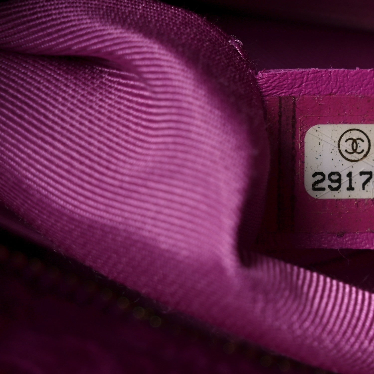 Chanel Wool Tweed Large Zipped Shopping Tote Magenta 7 of 11