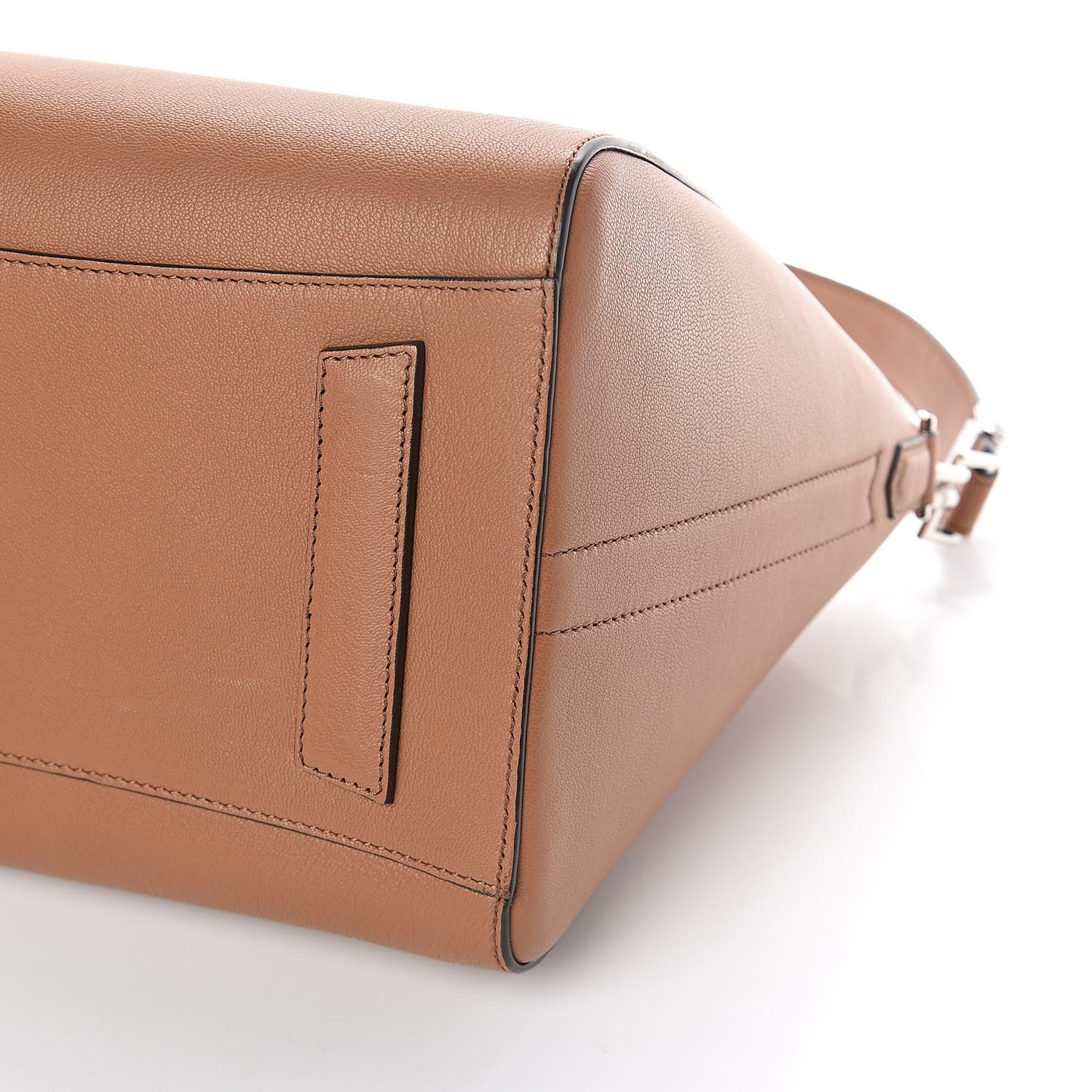 Sugar Goatskin Medium Antigona Caramel