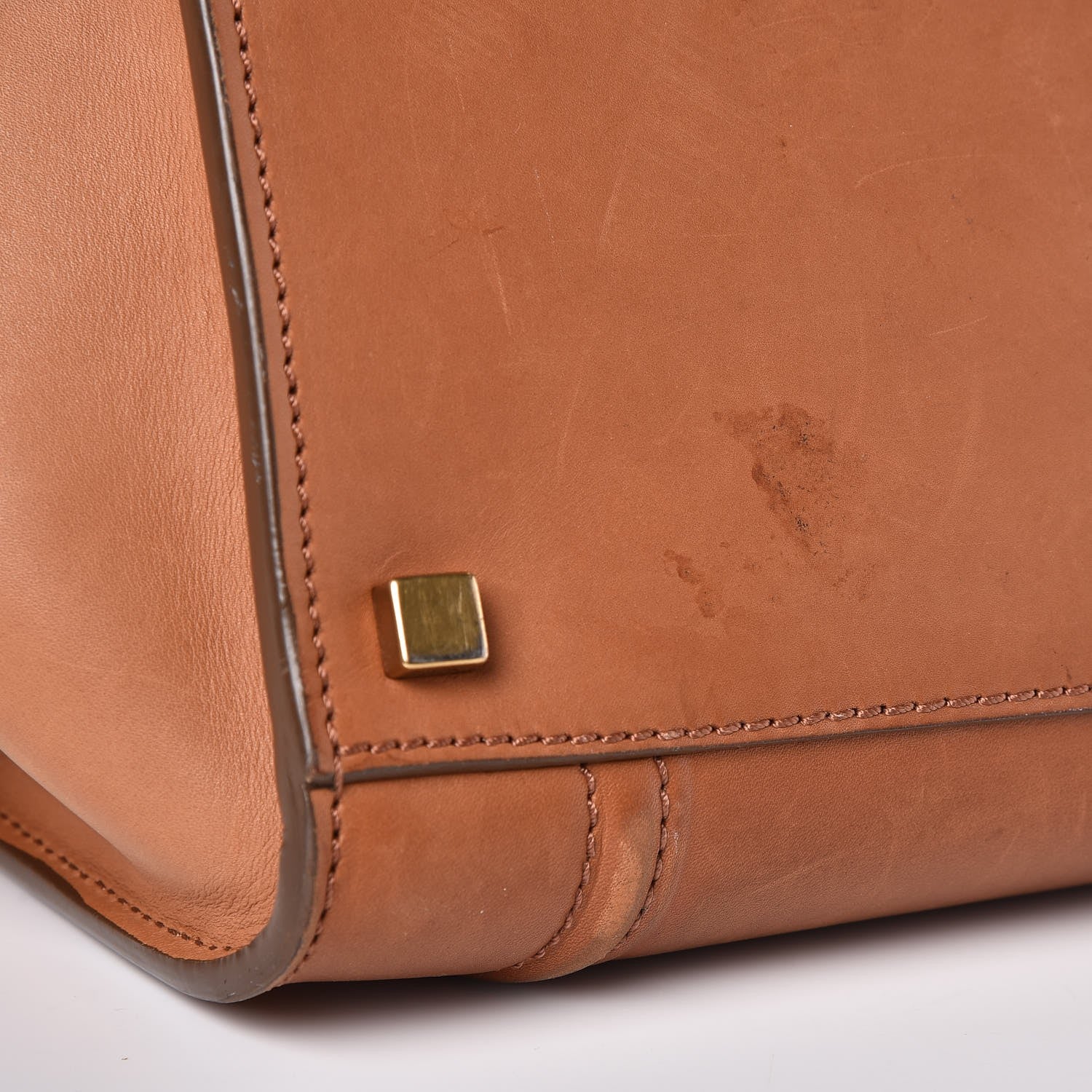 Celine Natural Calfskin Medium Phantom Luggage Tan 16 of 18