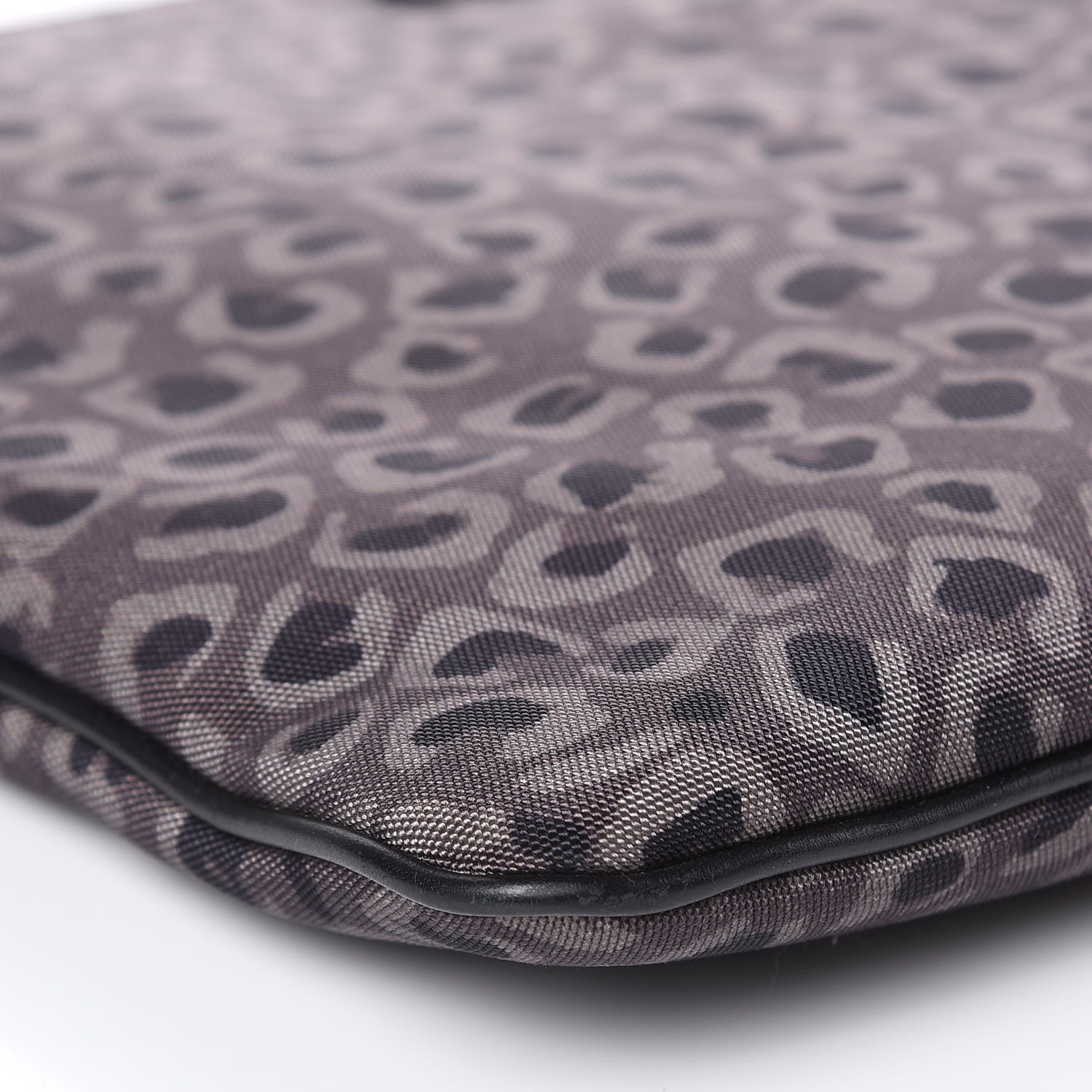 Gucci Canvas Leopard Print Clutch Grey 8 of 9