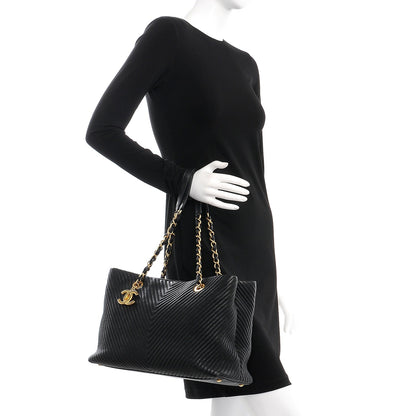 Chanel Wrinkled Lambskin Chevron Quilted Large Surpique Tote Black 2 of 9