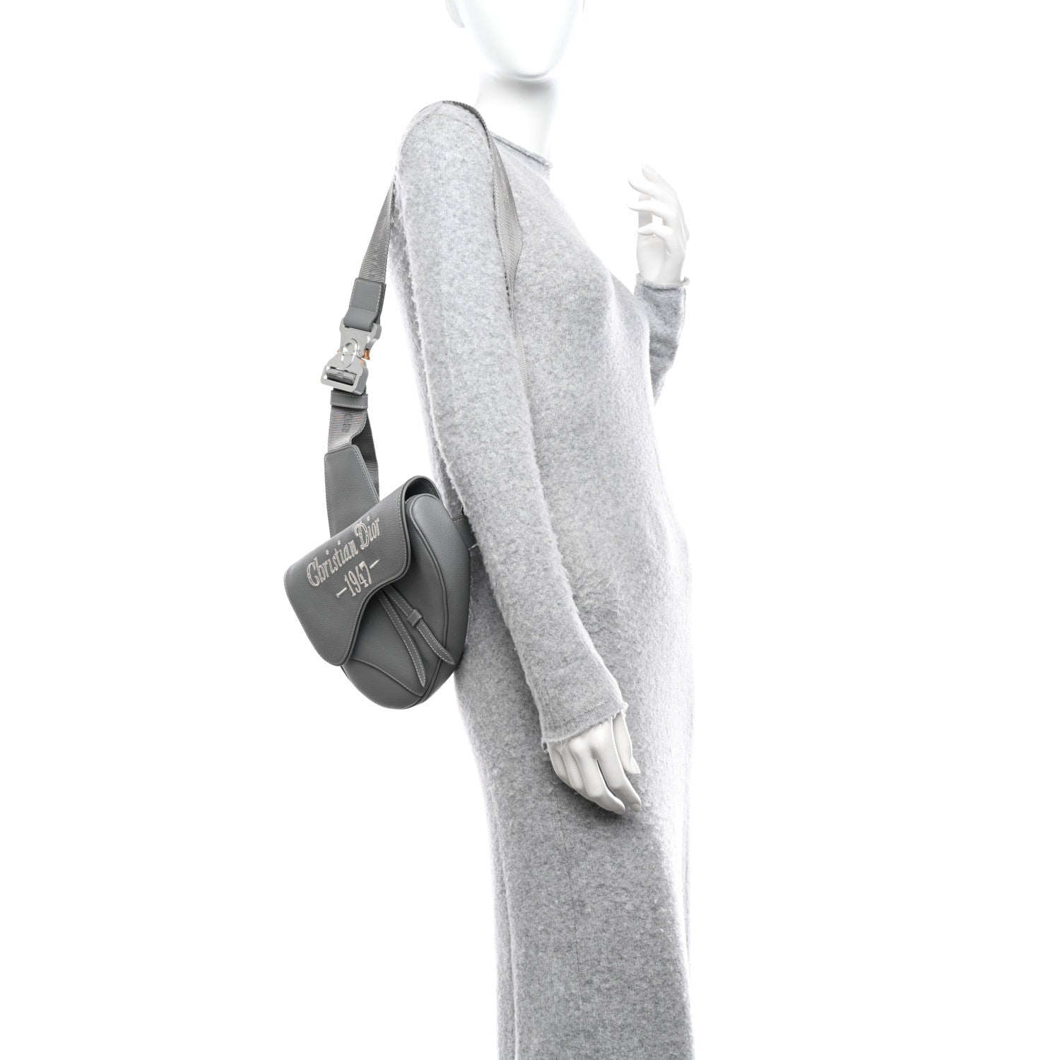 Christian Dior 1947 ショルダーバッグ グレー Christian Dior Grained Calfskin Mens Signature 1947 Saddle Bag
