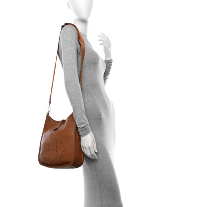 Hermes Taurillon Clemence Evelyne II PM Gold 2 of 18