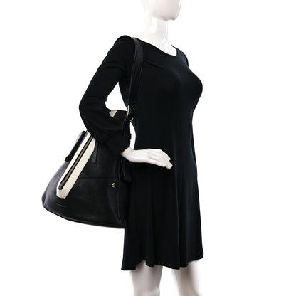 Alexander McQueen Calfskin Zipper Shoulder Bag Black 2 of 15