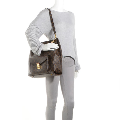 Louis Vuitton Monogram Metis 2 of 8