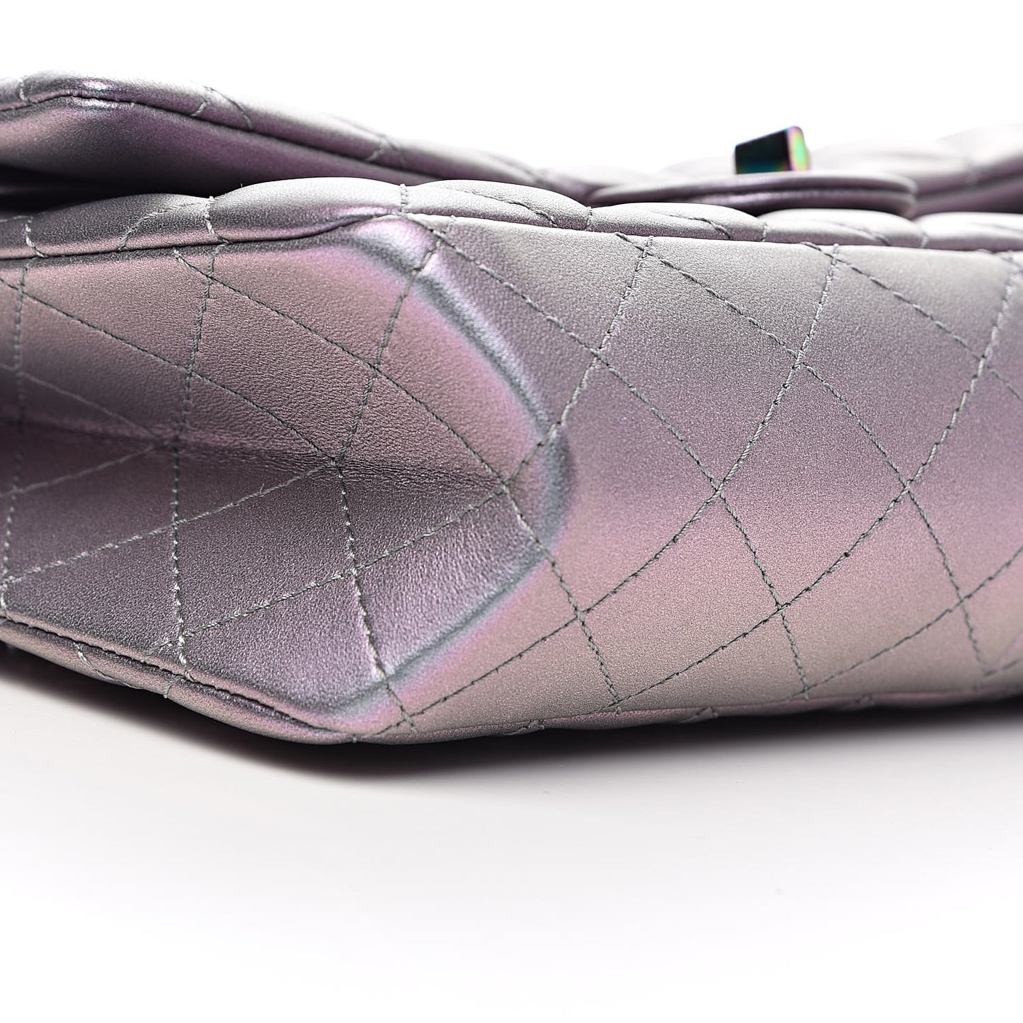 Iridescent Lambskin Quilted 2.55 Reissue 226 Flap Light Purple