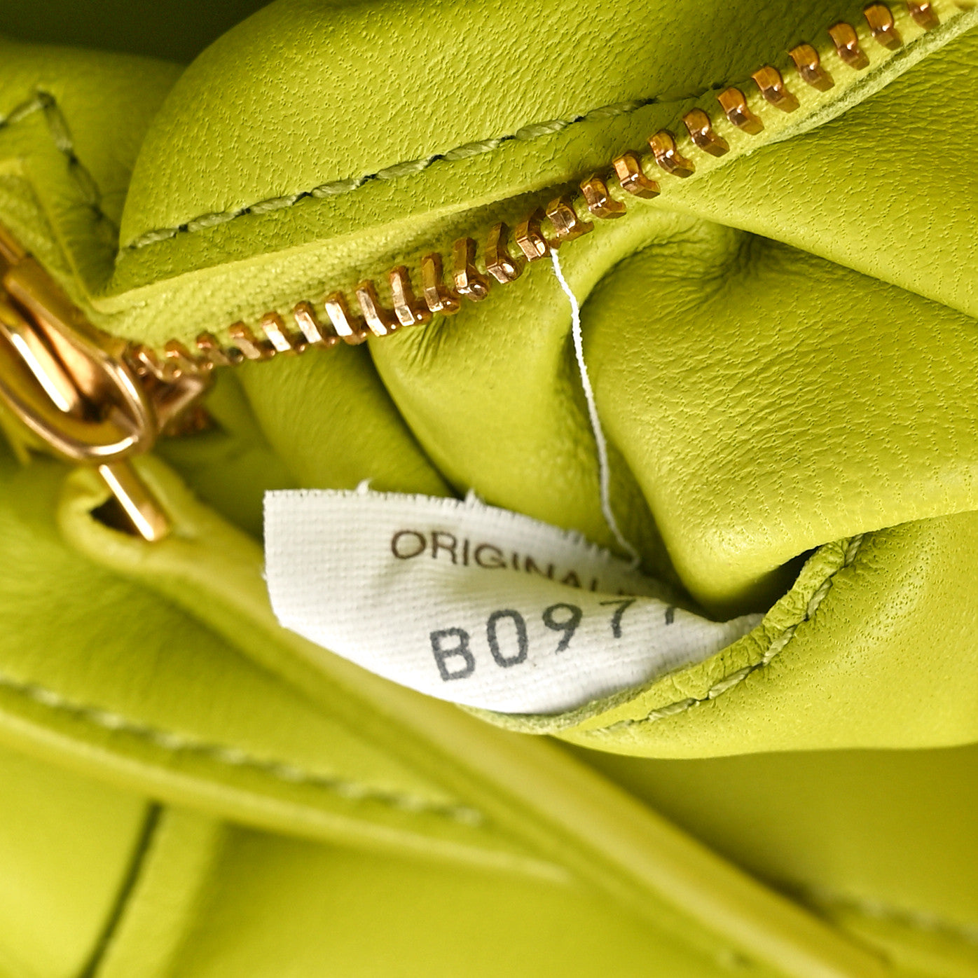 Nappa Maxi Intreccio Padded Cassette Crossbody Bag Kiwi