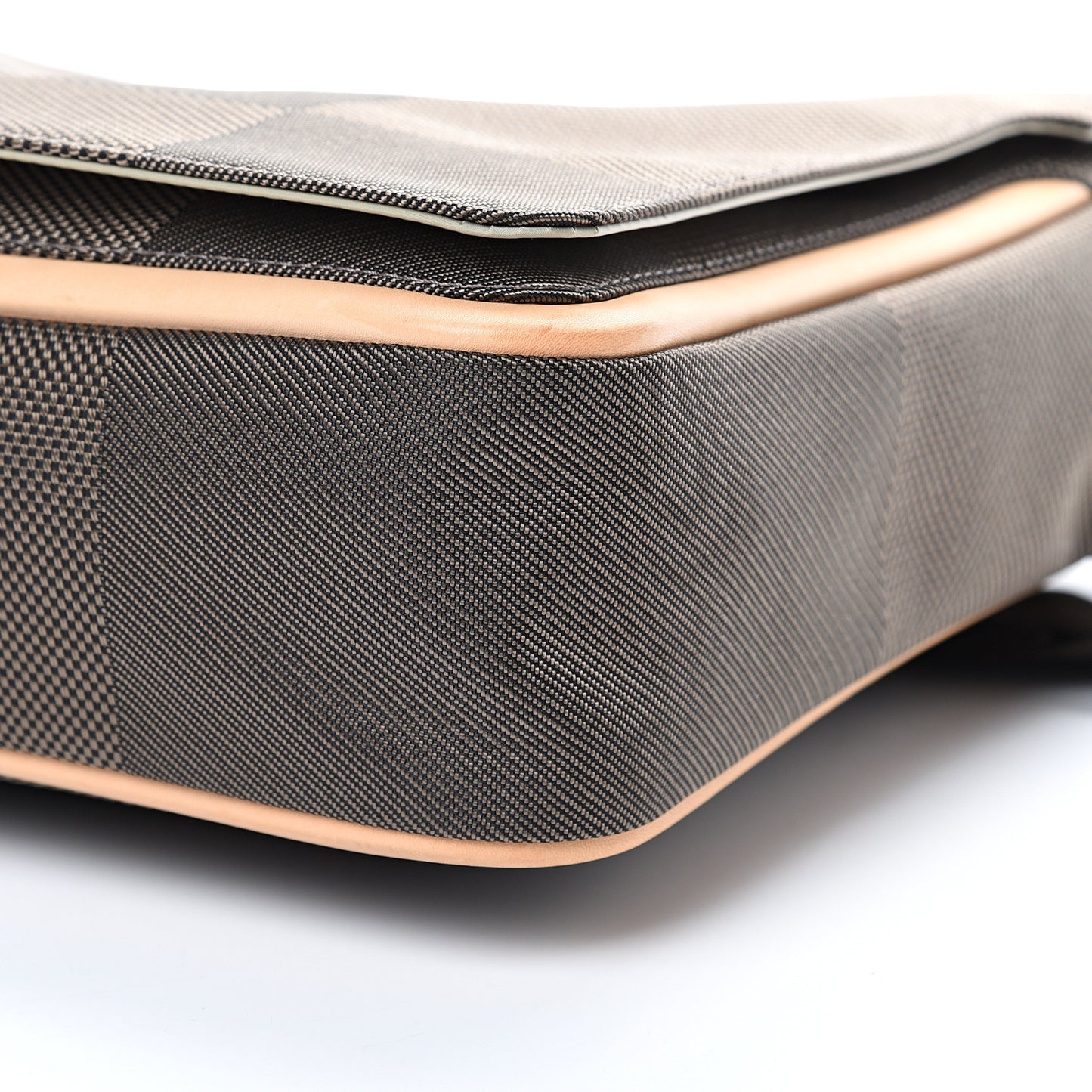 Damier Geant Messenger Bag Terre