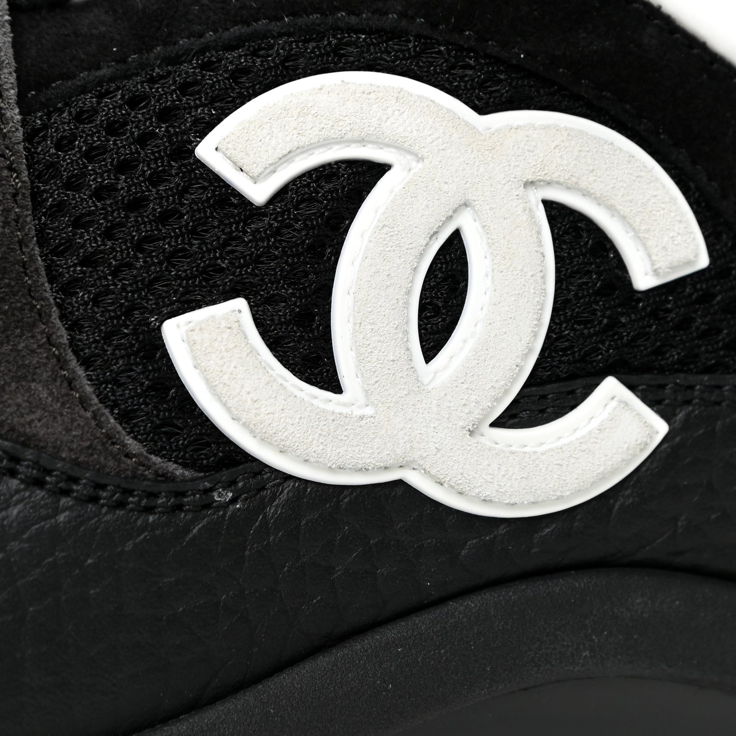 Mesh Suede Grained Calfskin Womens CC Sneakers 41 Black White