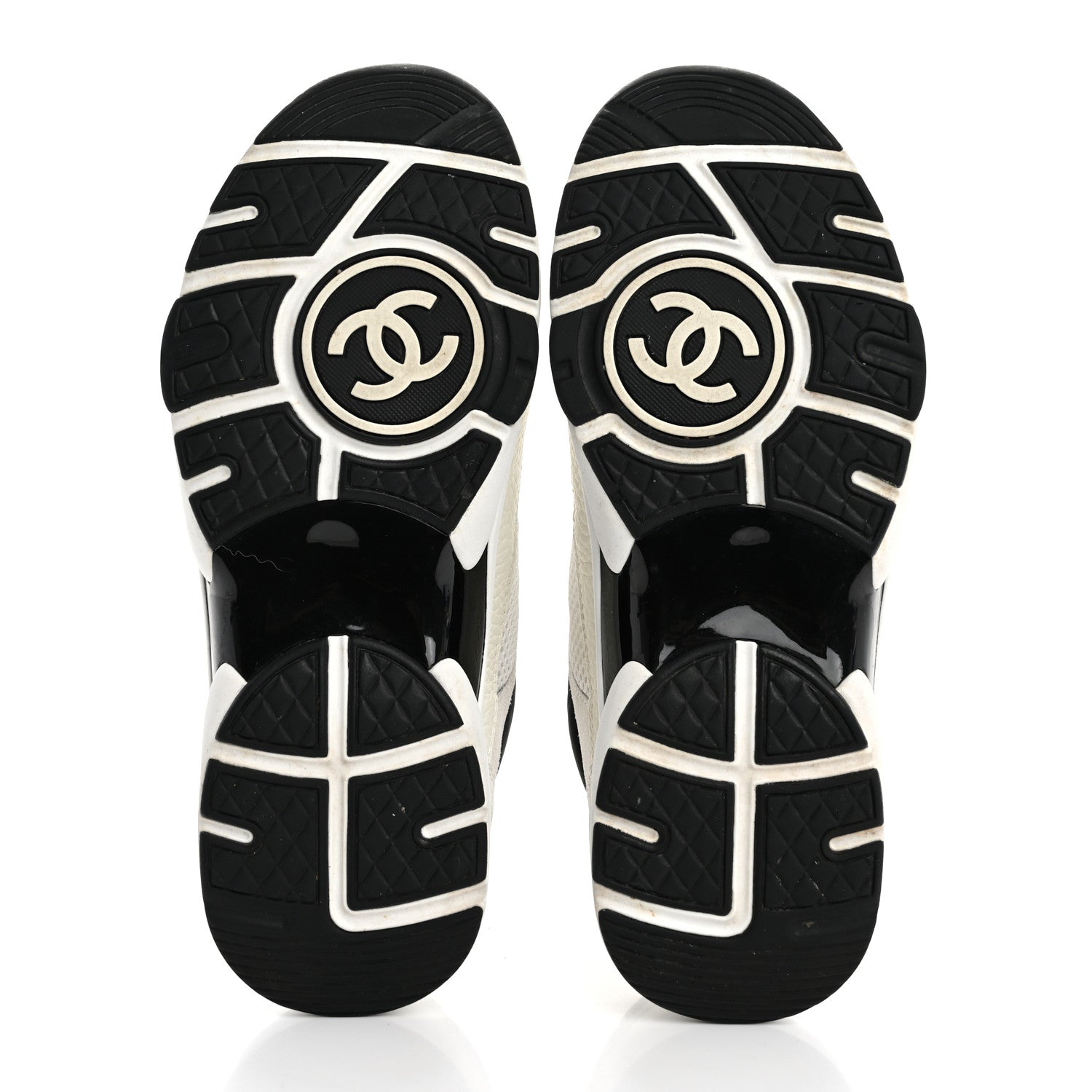 Chanel Mesh Suede Calfskin Grained Calfskin Womens CC Sneakers 38 White Black 6 of 9