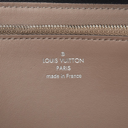 Louis Vuitton Veau Cachemire Comete Wallet Black 6 of 8