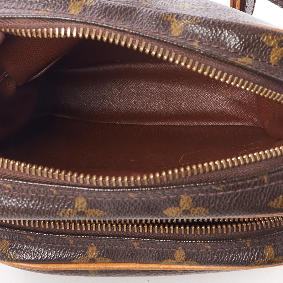 Monogram Amazone