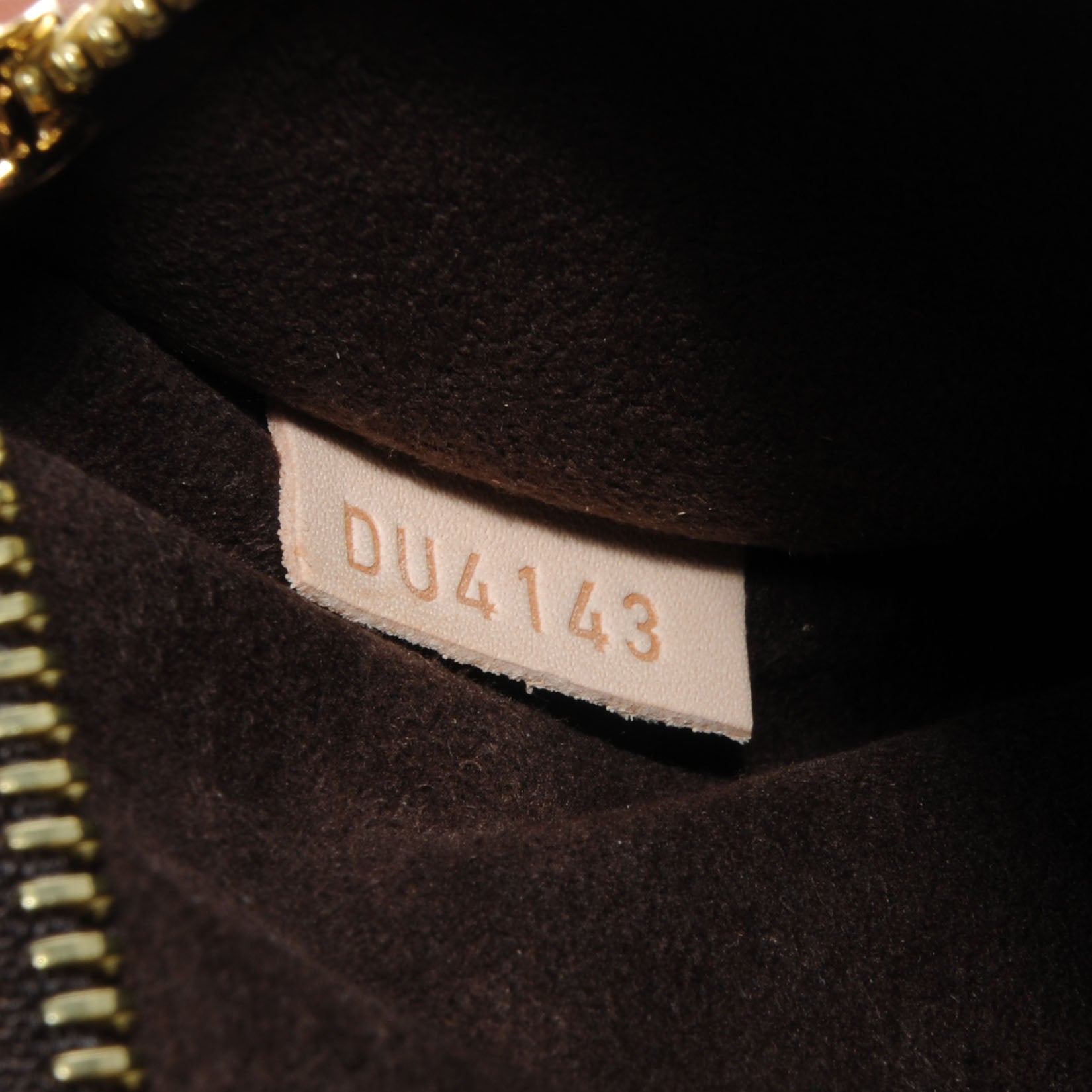 Louis Vuitton Monogram Pochette Metis 7 of 8