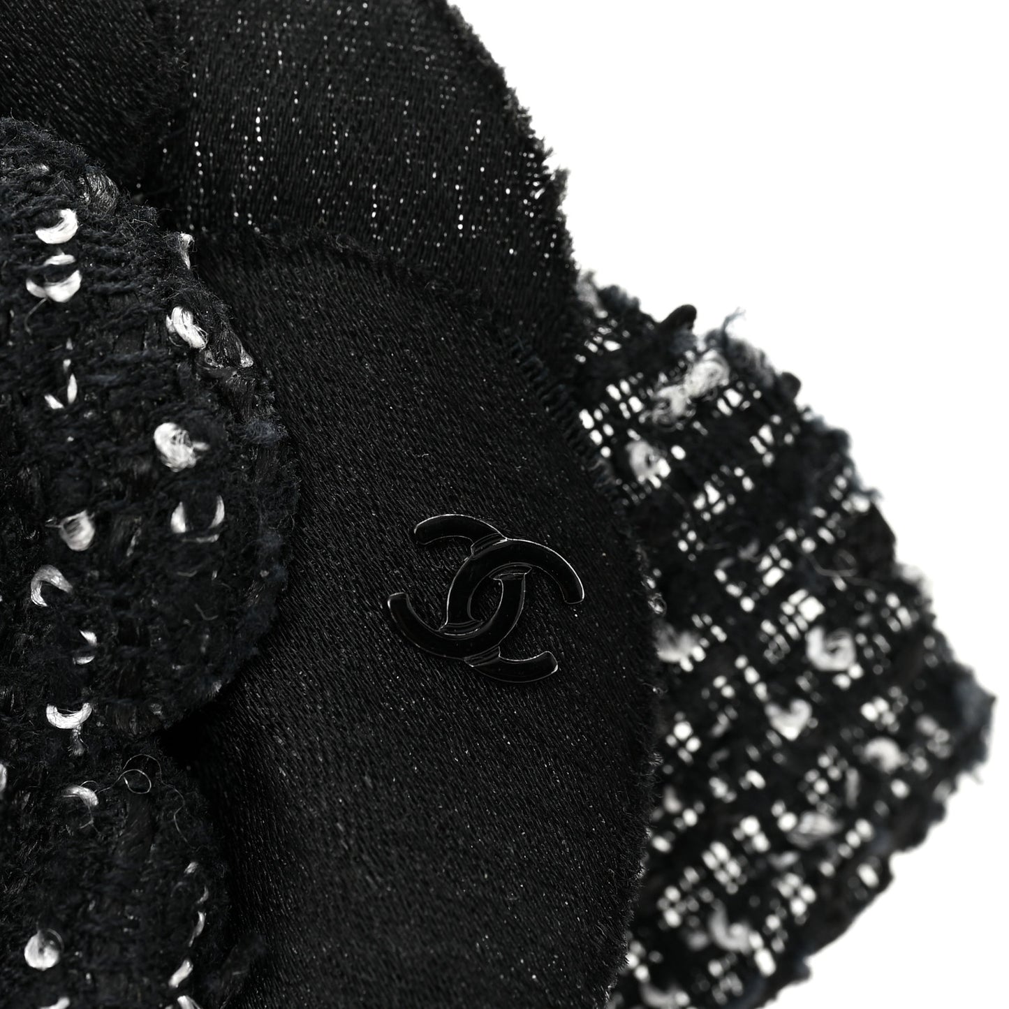 Tweed Camellia Pin Brooch Black White