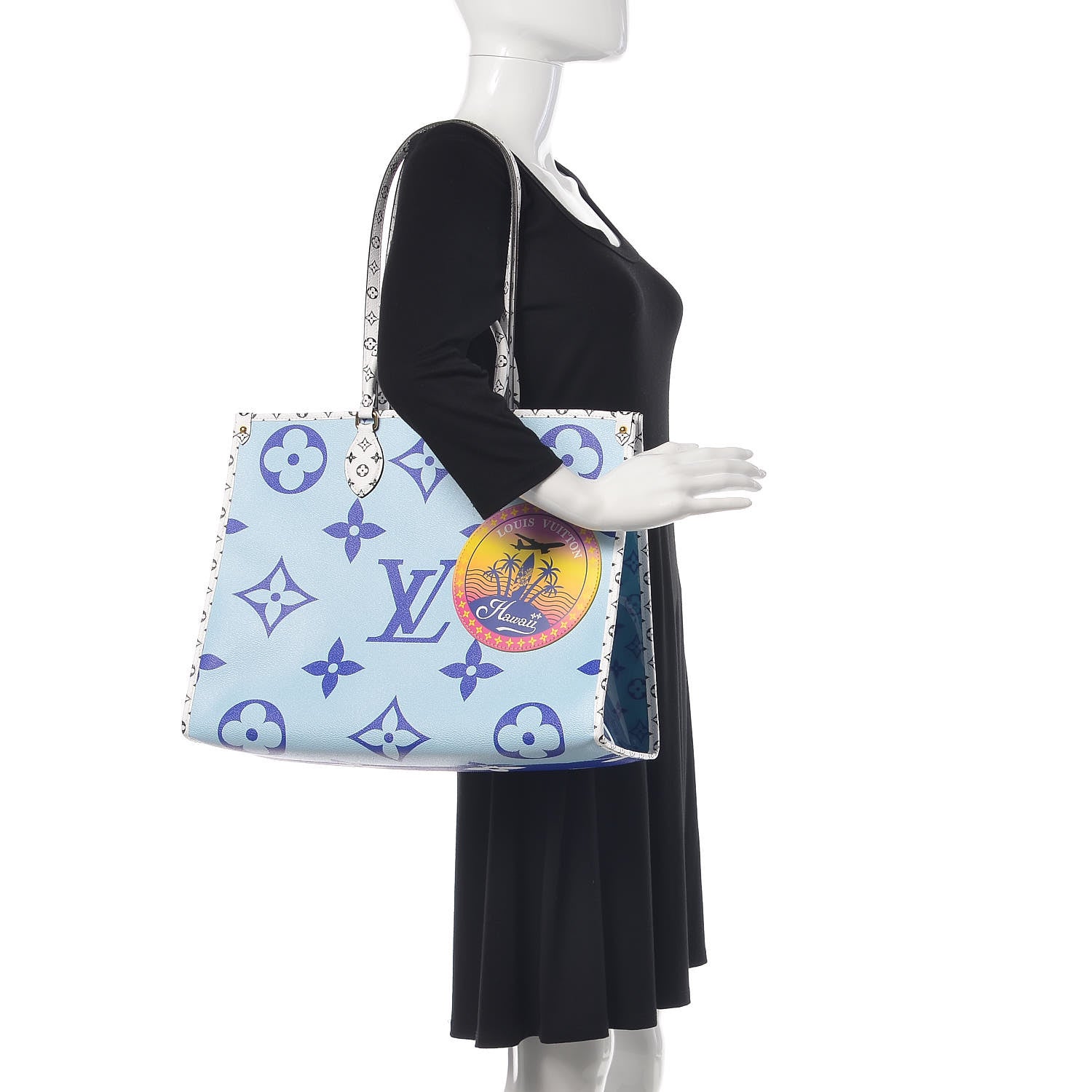 Louis Vuitton Monogram Giant Okinawa Onthego Blue 2 of 13