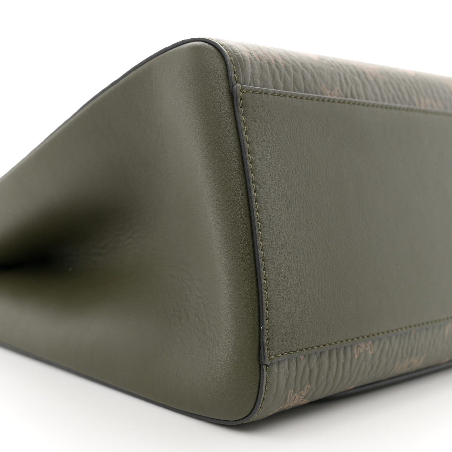 MCM Visetos Medium Aren Hobo Sea Turtle 9 of 10