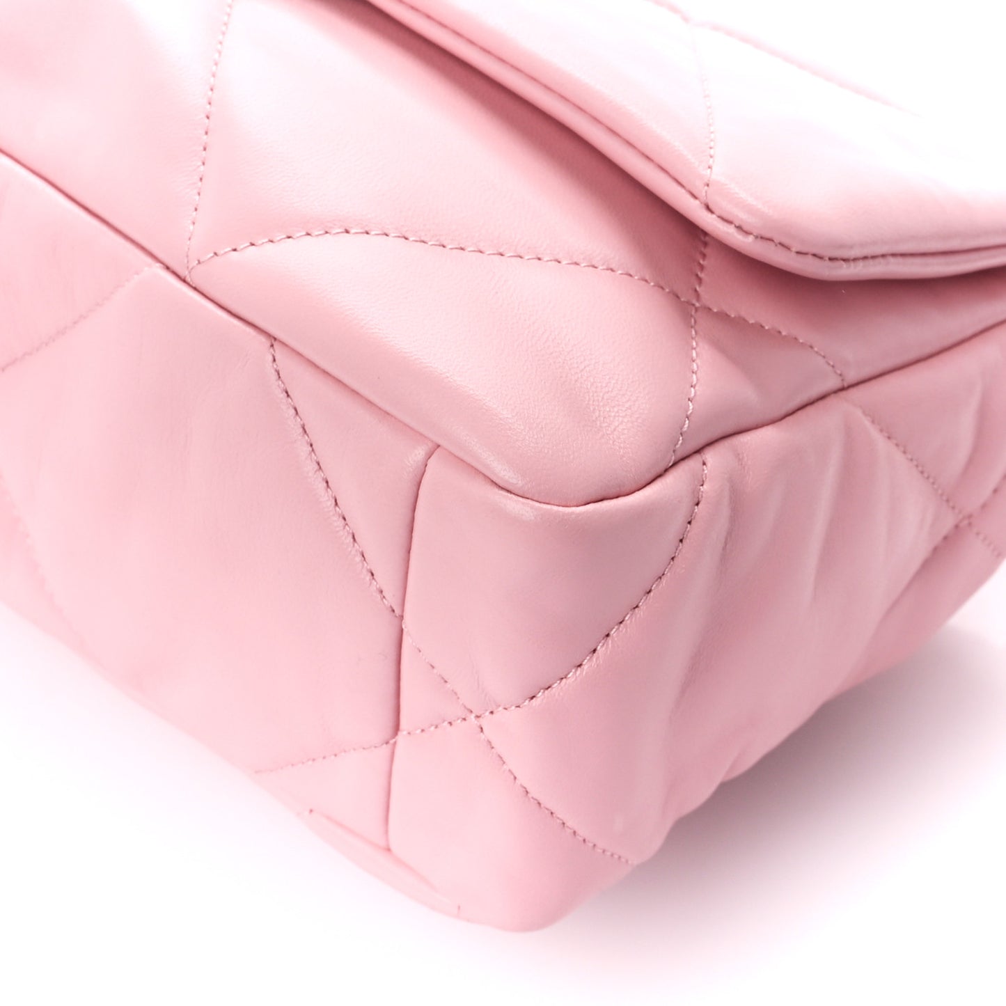 Lambskin Quilted Medium Chanel 19 Flap Pink