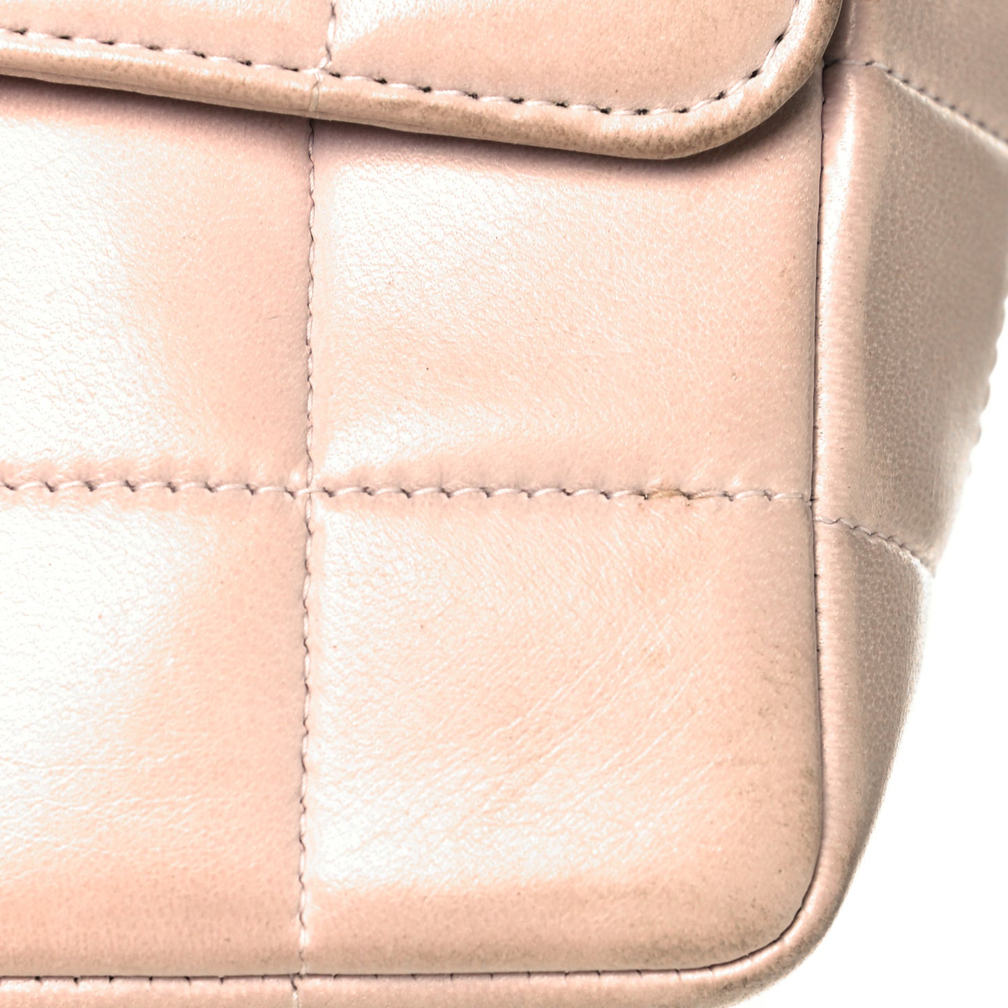 Lambskin Quilted Mini Chocolate Bar Camellia Flap Pink