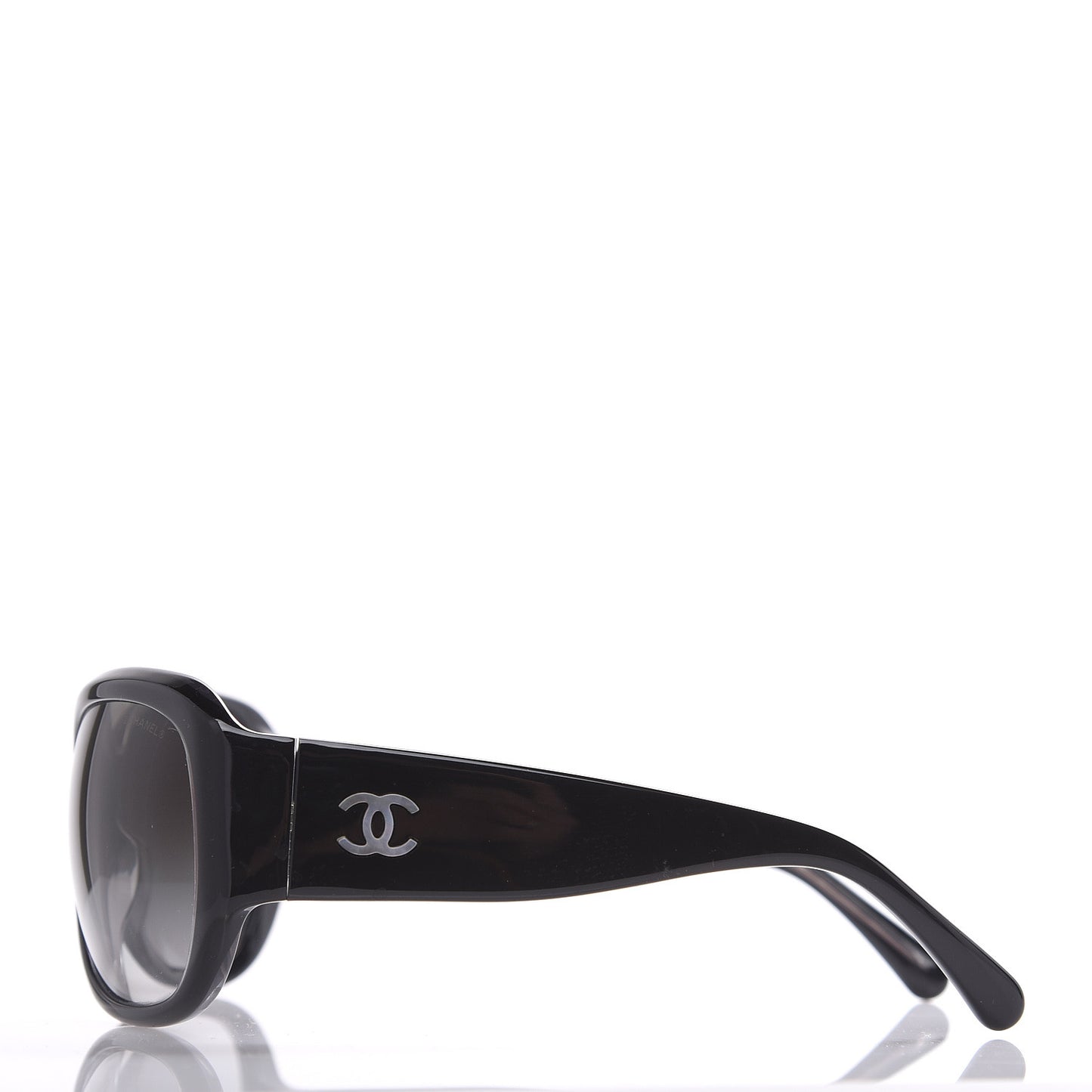 CC Logo Sunglasses 5226 Black