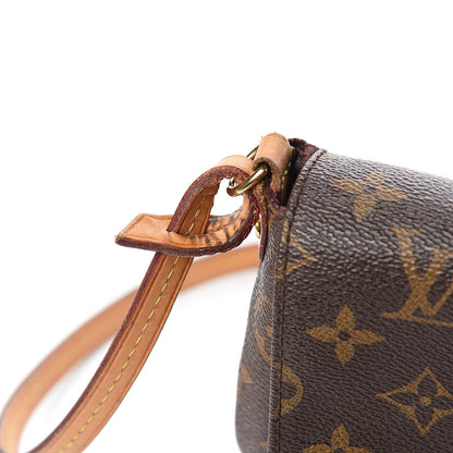 Louis Vuitton Monogram Favorite MM 12 of 13