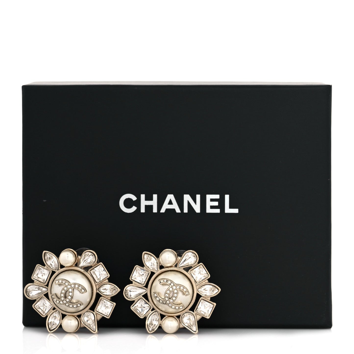 Pearl Crystal CC Round Earrings Gold