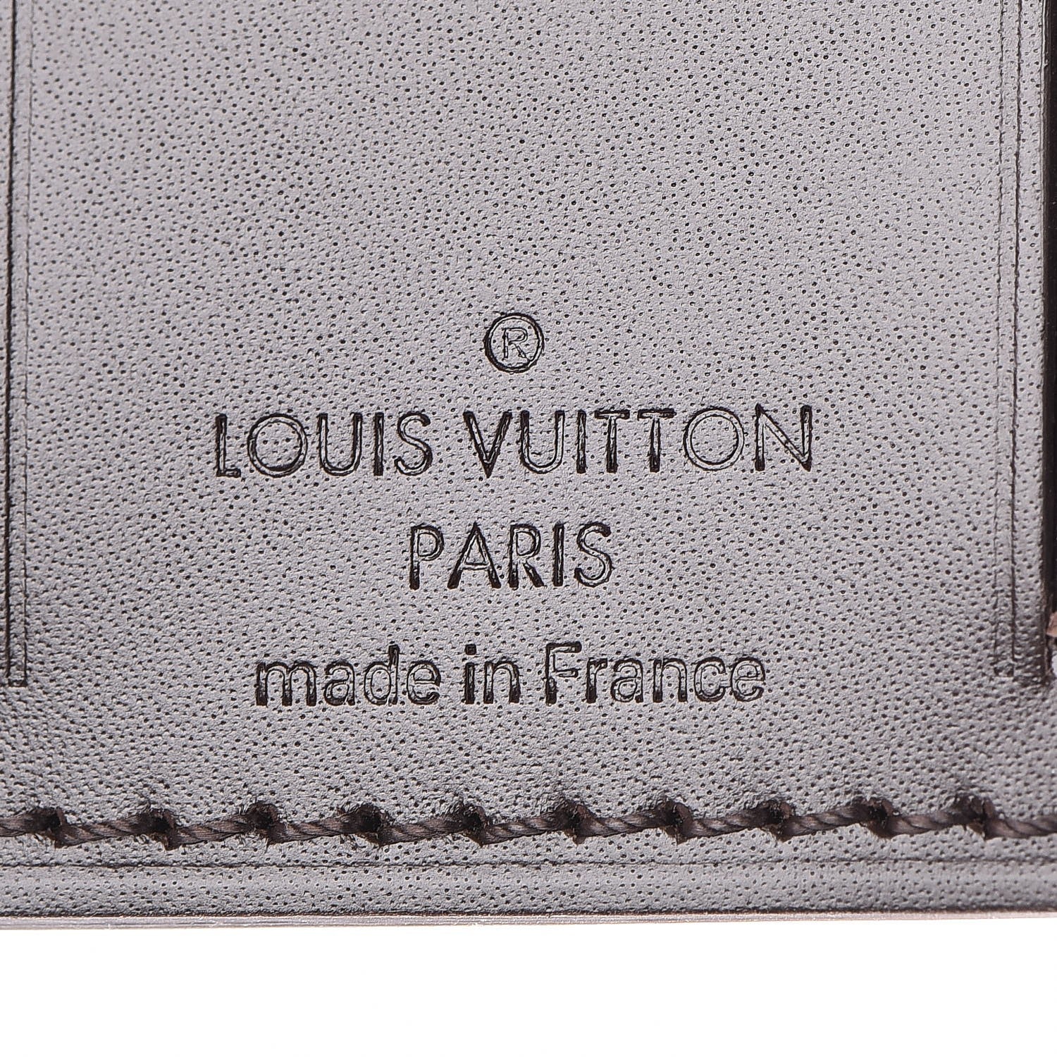 Louis Vuitton Calfskin Luggage Tag Ebene 2 of 5