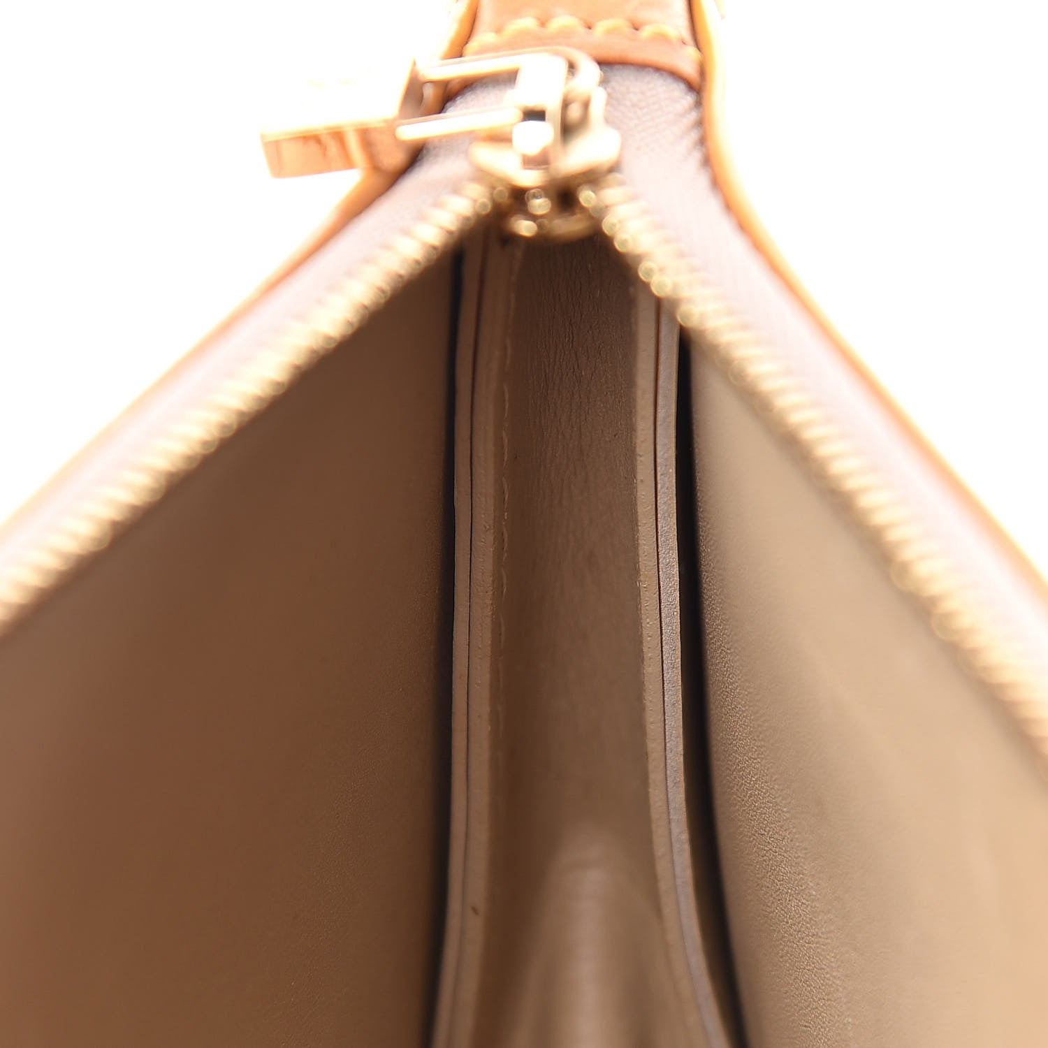 Louis Vuitton Vernis Lexington Pochette Beige 13 of 13