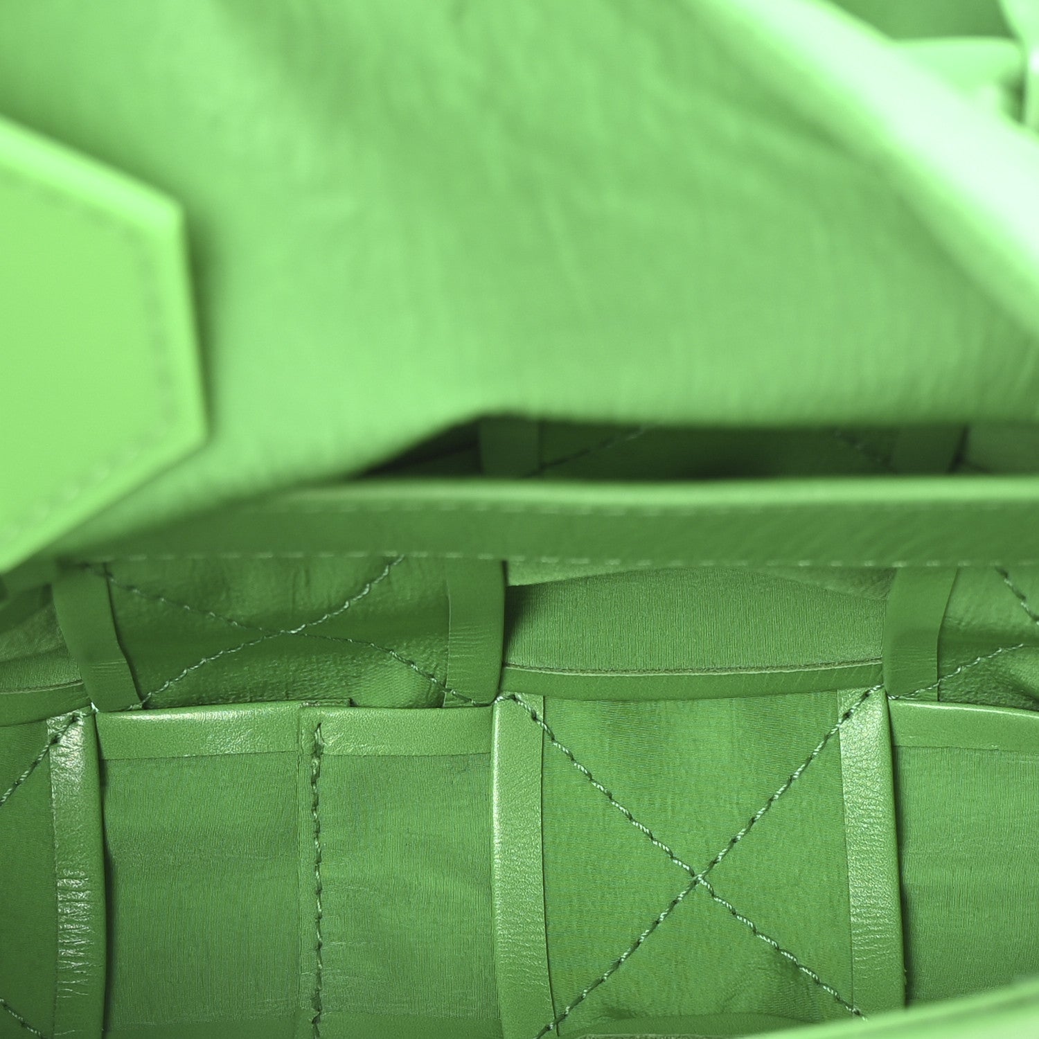 Bottega Veneta Paper Calfskin Intreccio Cassette Belt Bag Parakeet 5 of 10