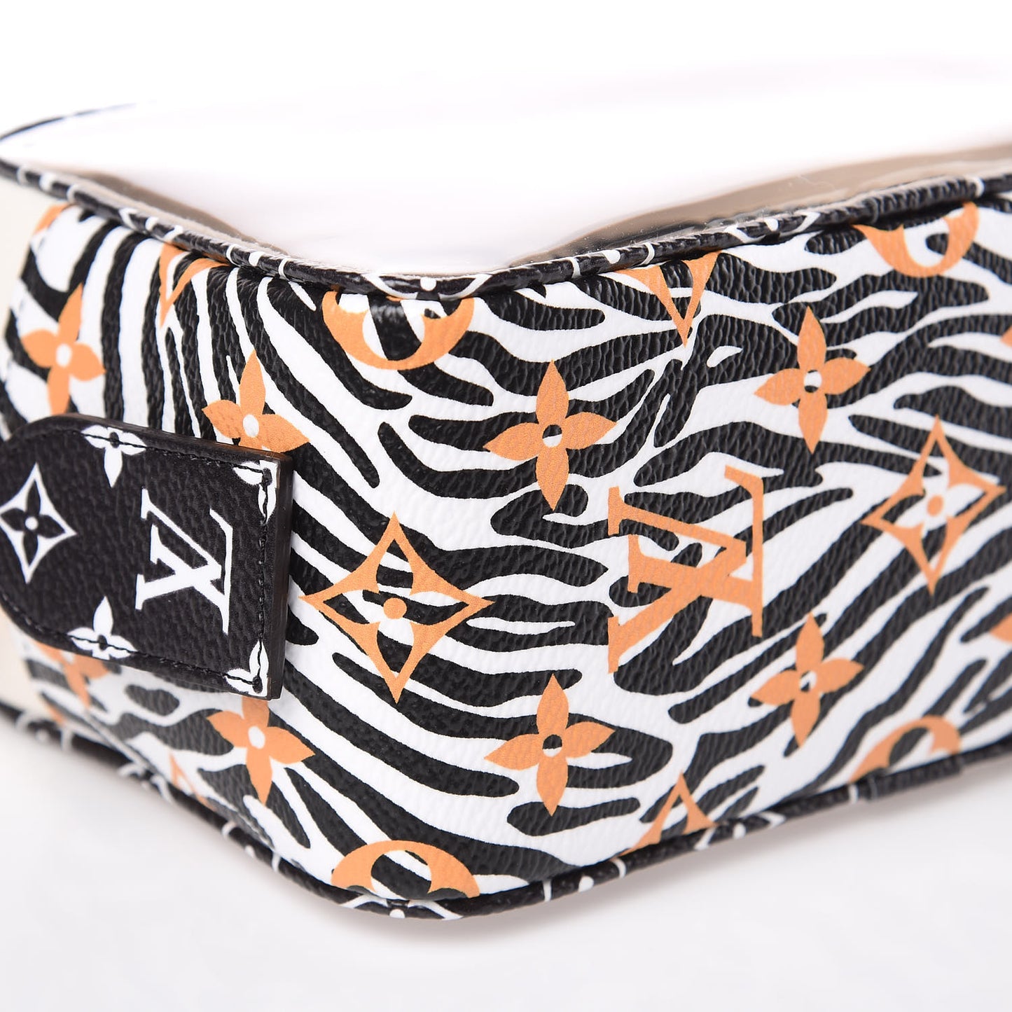 Monogram Giant Jungle Beach Pouch Ivory