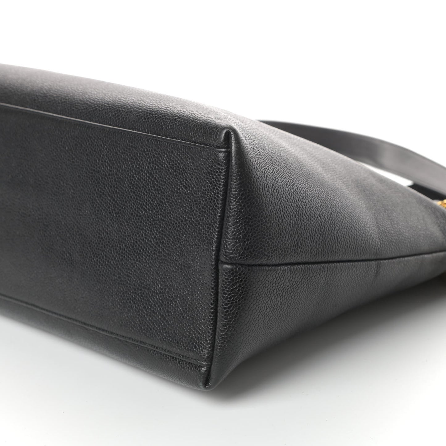 Caviar Large CC Shoulder Bag Black