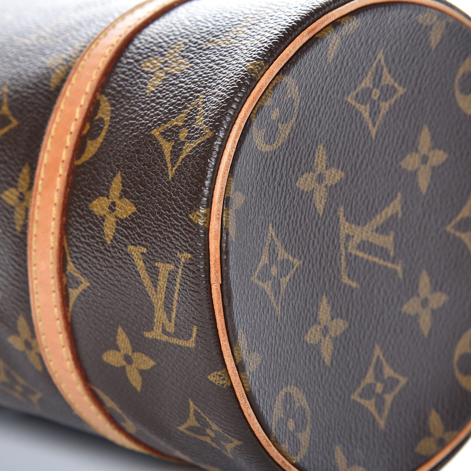 Louis Vuitton Monogram Papillon 26 9 of 10