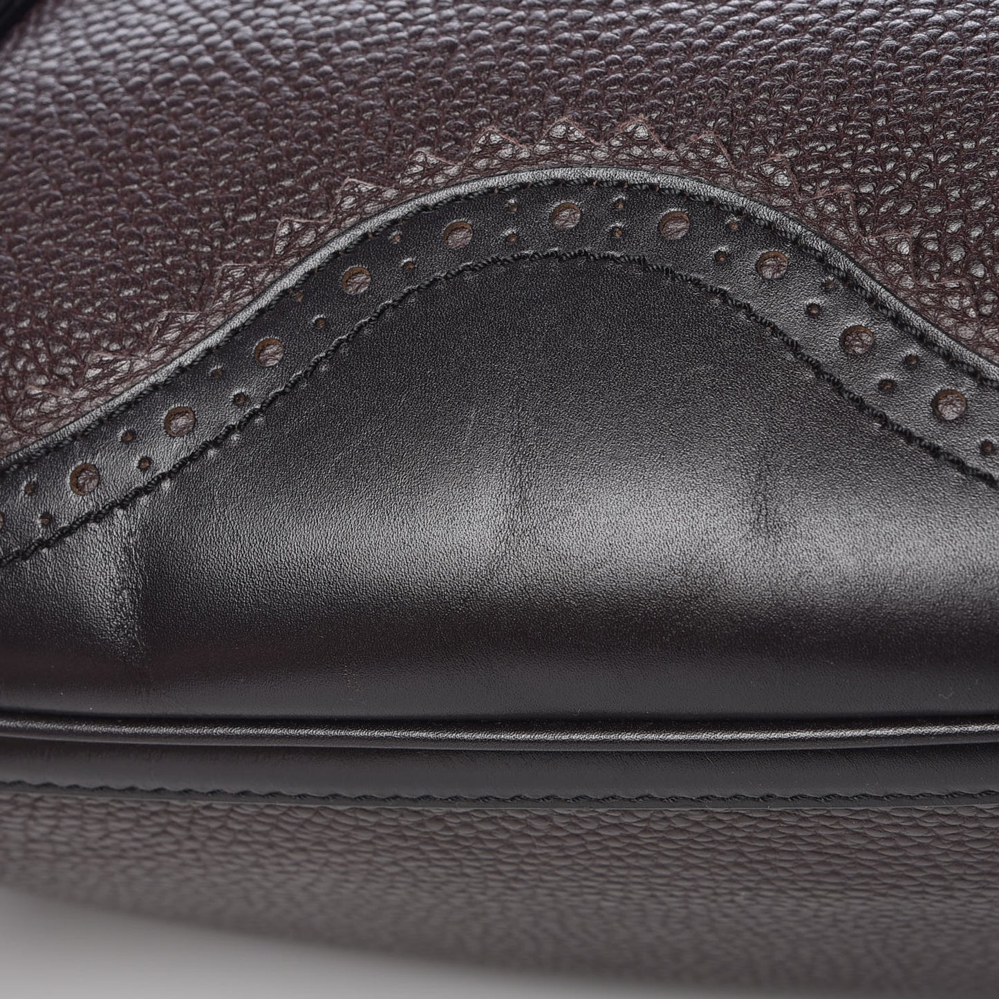 Grainy Calfskin Brogue Medium Dennet Satchel Chocolate