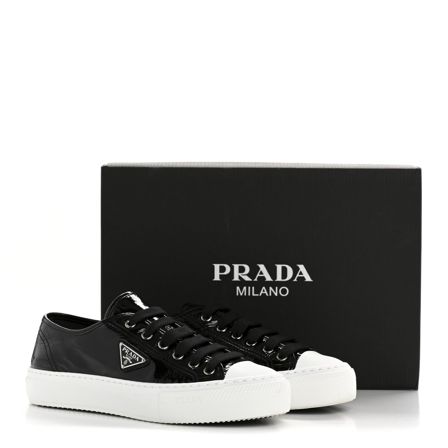 Patent Naplak Triangle Logo Womens Low Top Sneakers 38 Black White