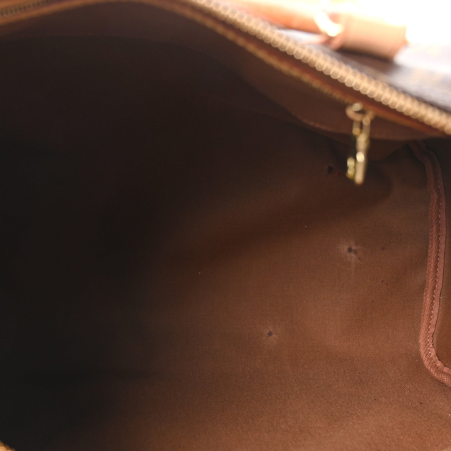 Louis Vuitton Monogram Speedy 40 4 of 9