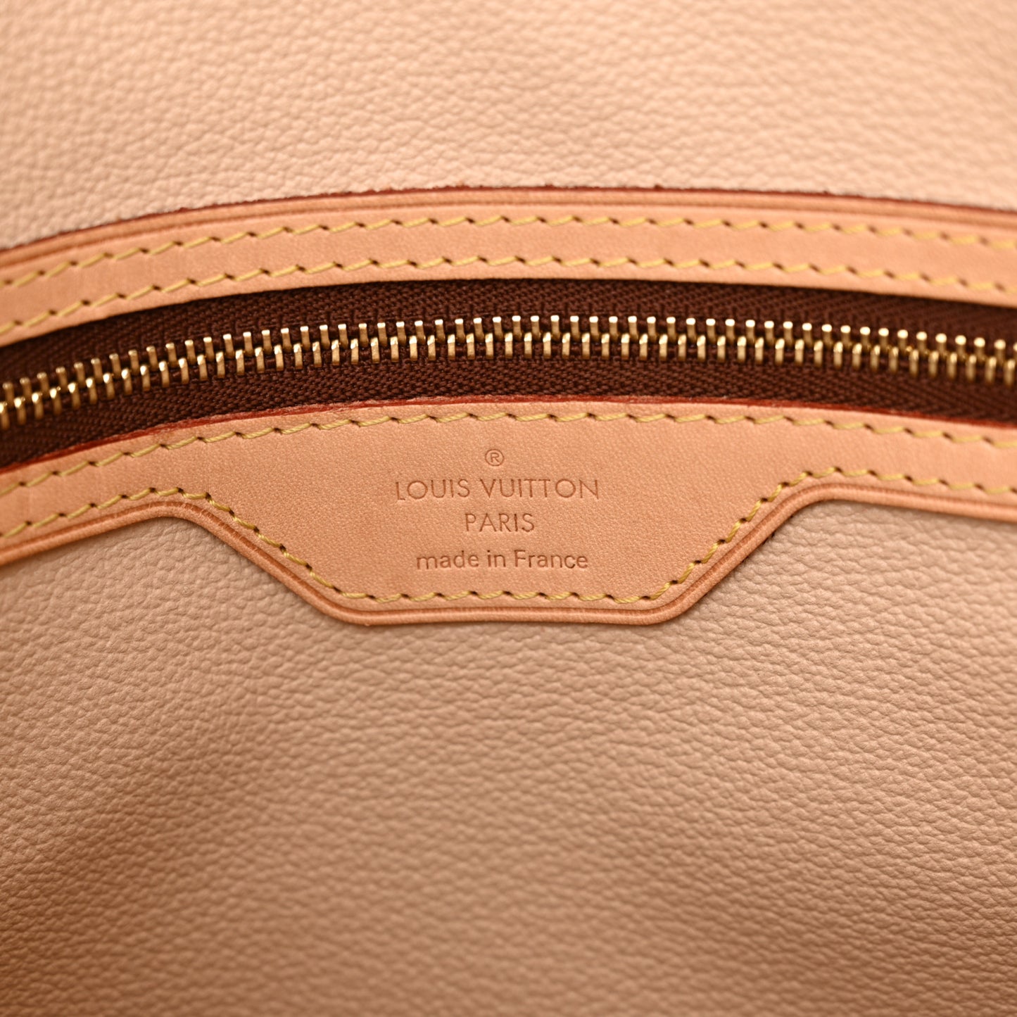 Monogram Bucket 27